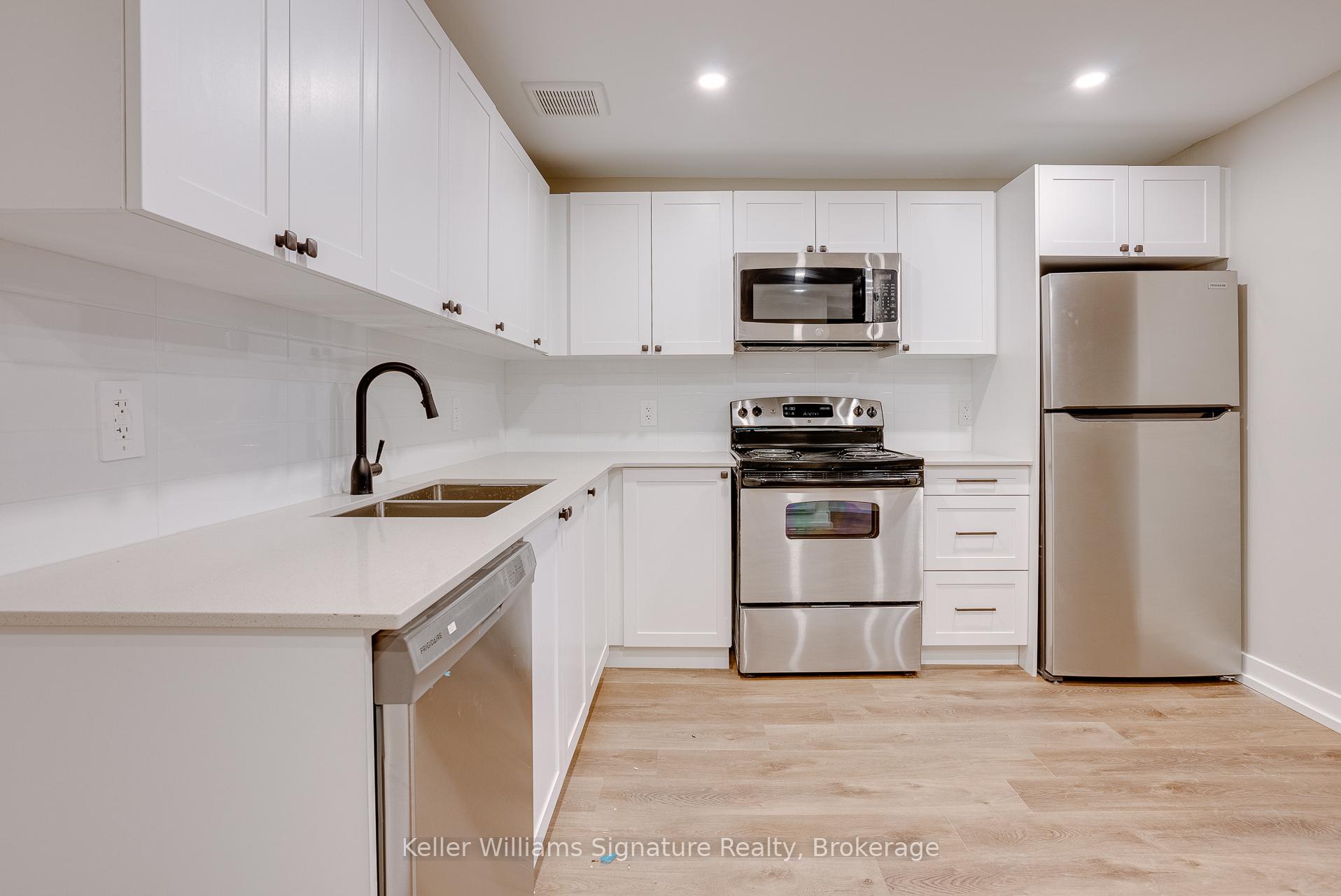 Photo 3 of Unit A-201, 1083 Main Street, Hamilton, Crown Point — HOMEH