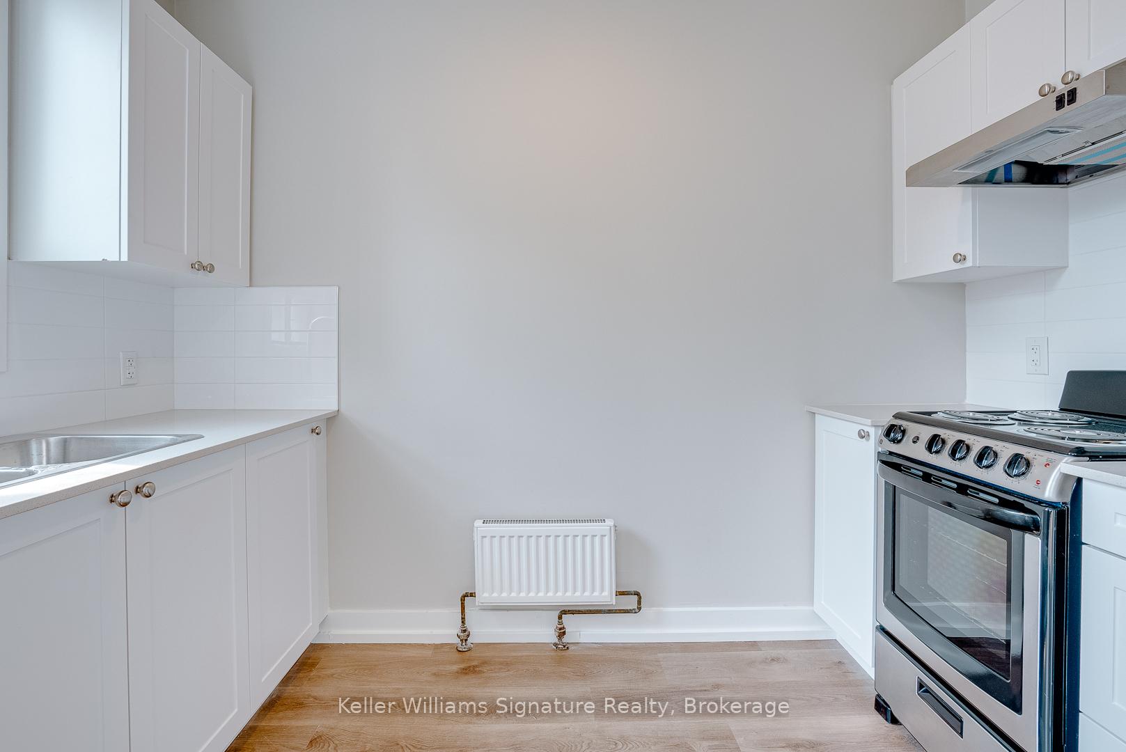 Front of Unit 10, 133 Prospect Street S