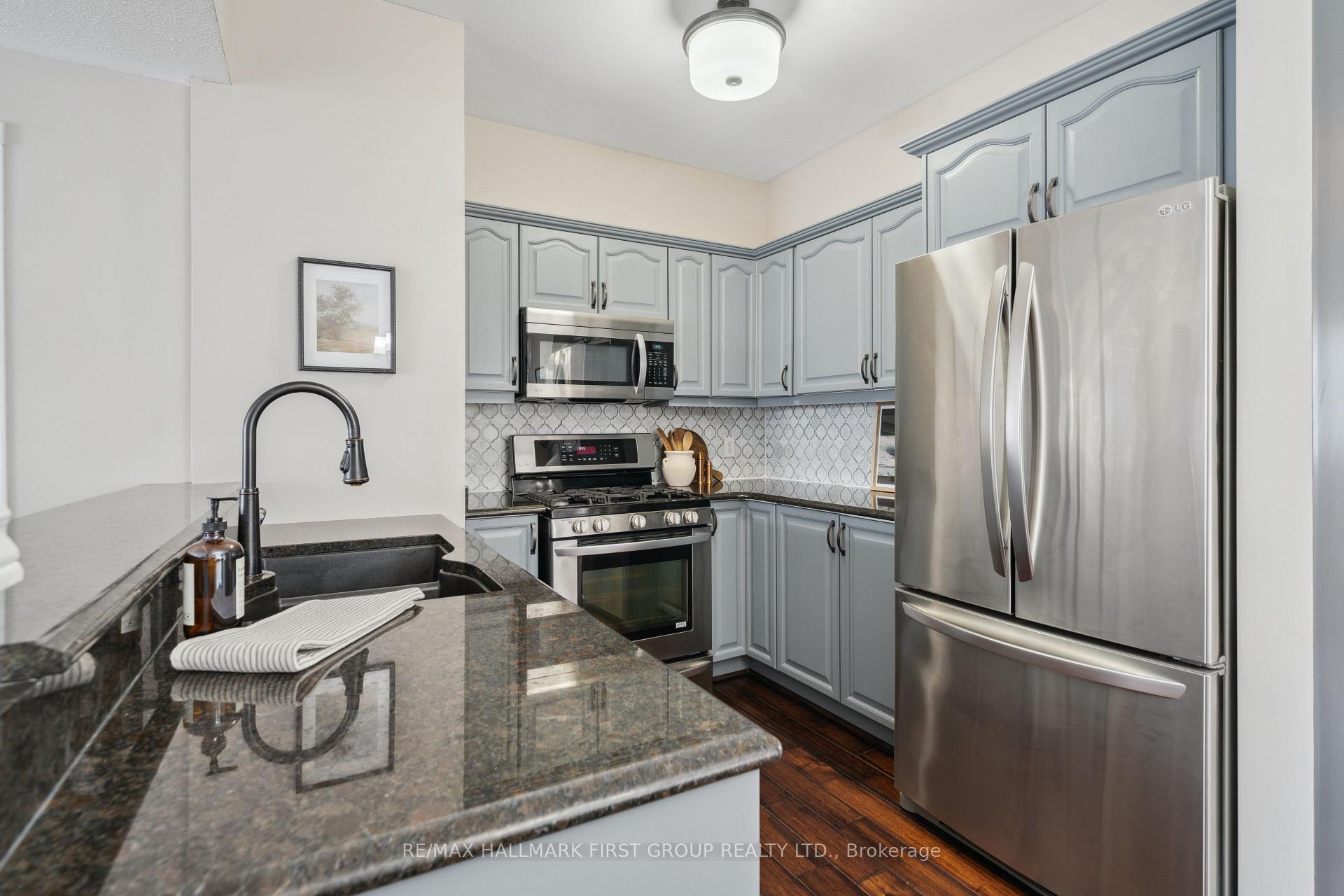 Photo 37 of 811 Greystone Court, Oshawa, Pinecrest — HOMEH