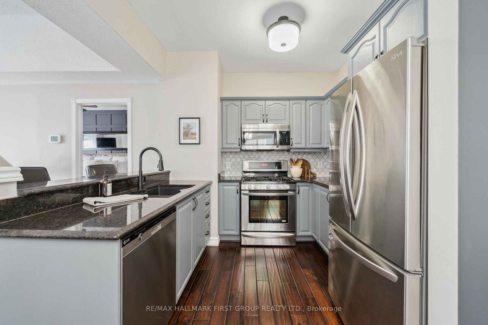 Photo 38 of 811 Greystone Court, Oshawa, Pinecrest — HOMEH