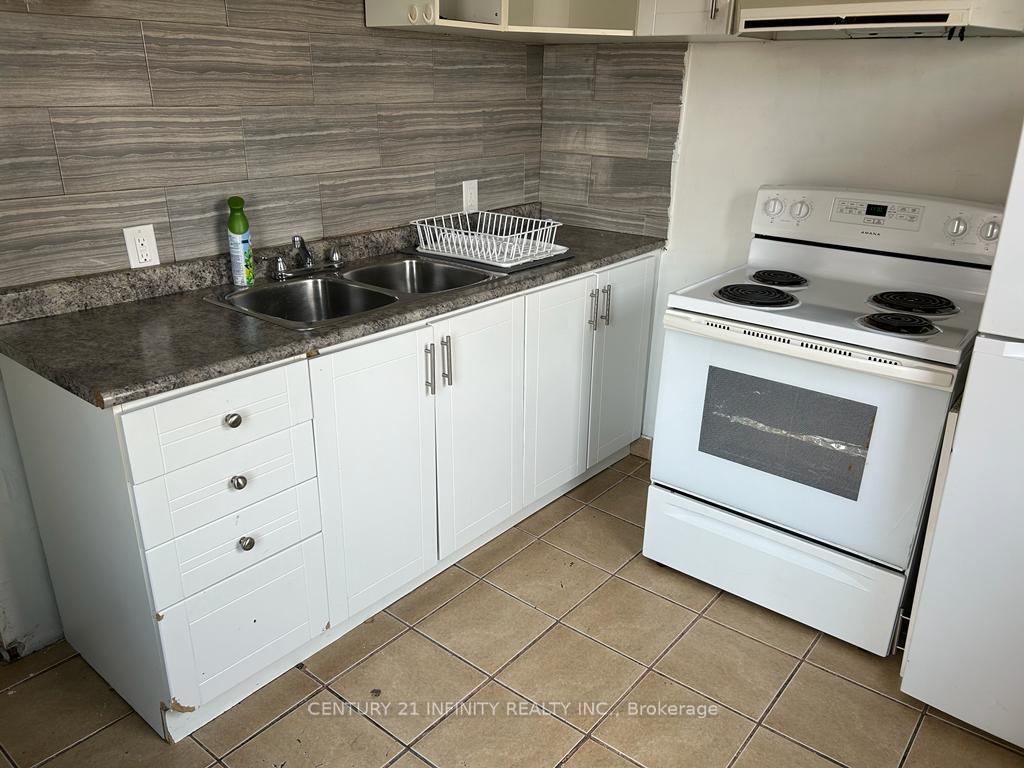 Photo 3 of Unit 1, 134 Simcoe Street S, Oshawa, Central — HOMEH