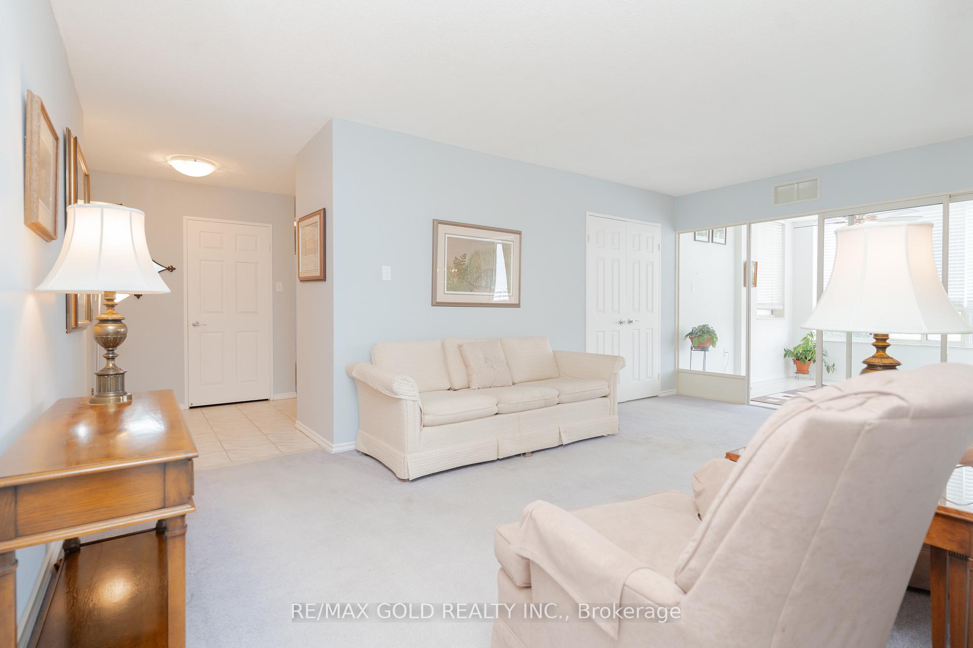 Photo 10 of Unit 509, 20 Cherrytree Drive, Brampton, Fletcher's Creek South — HOMEH