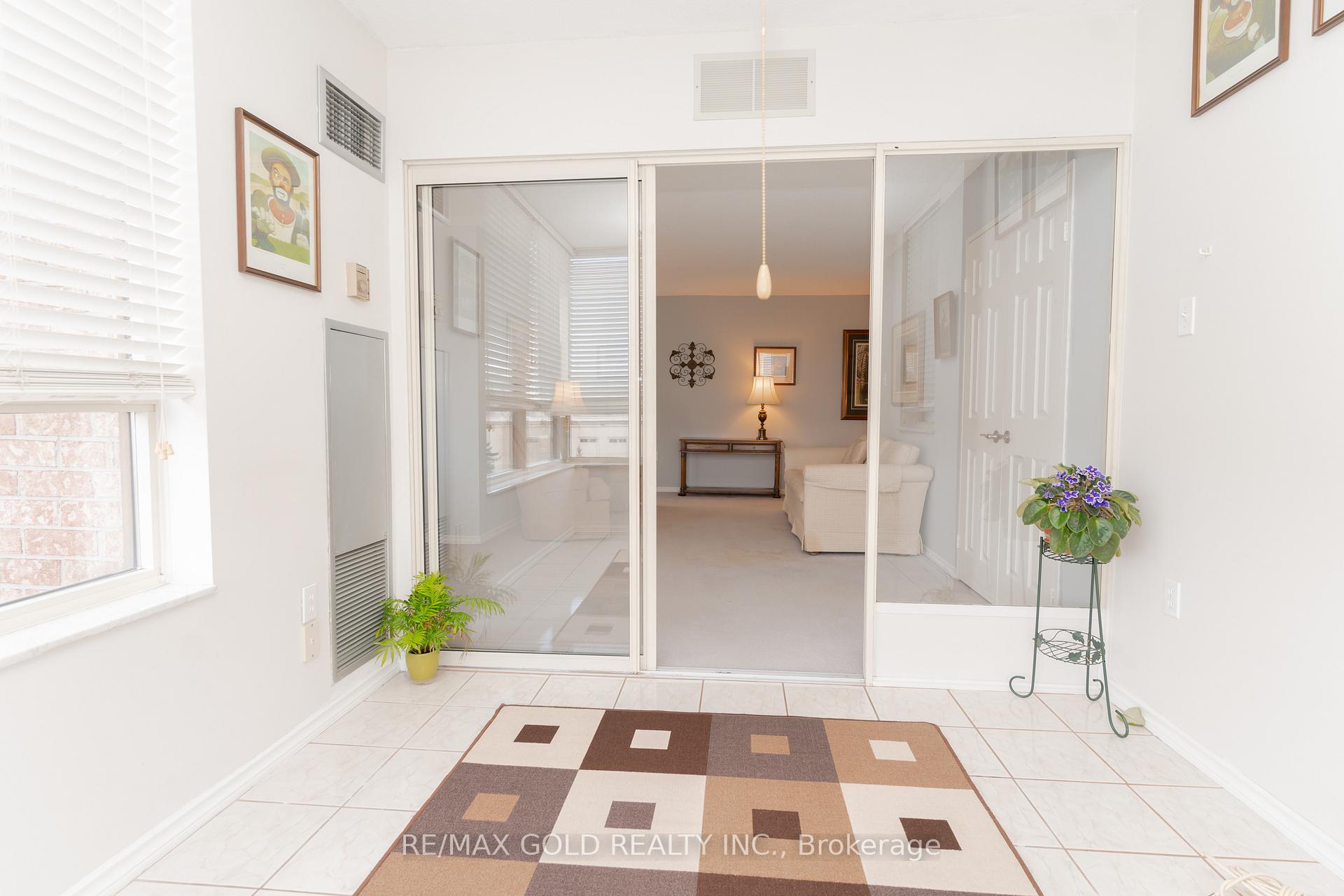 Photo 12 of Unit 509, 20 Cherrytree Drive, Brampton, Fletcher's Creek South — HOMEH