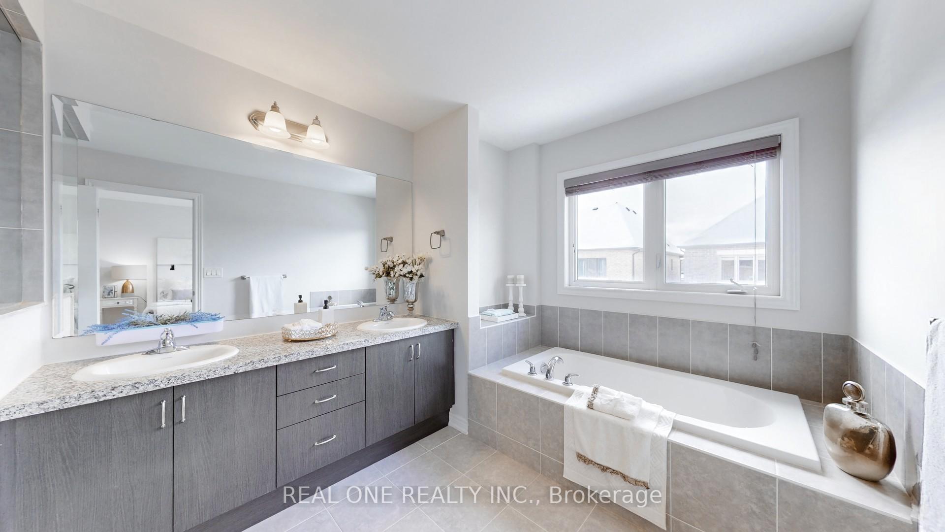 Photo 23 of 67 Collier Crescent, Markham, Wismer — HOMEH