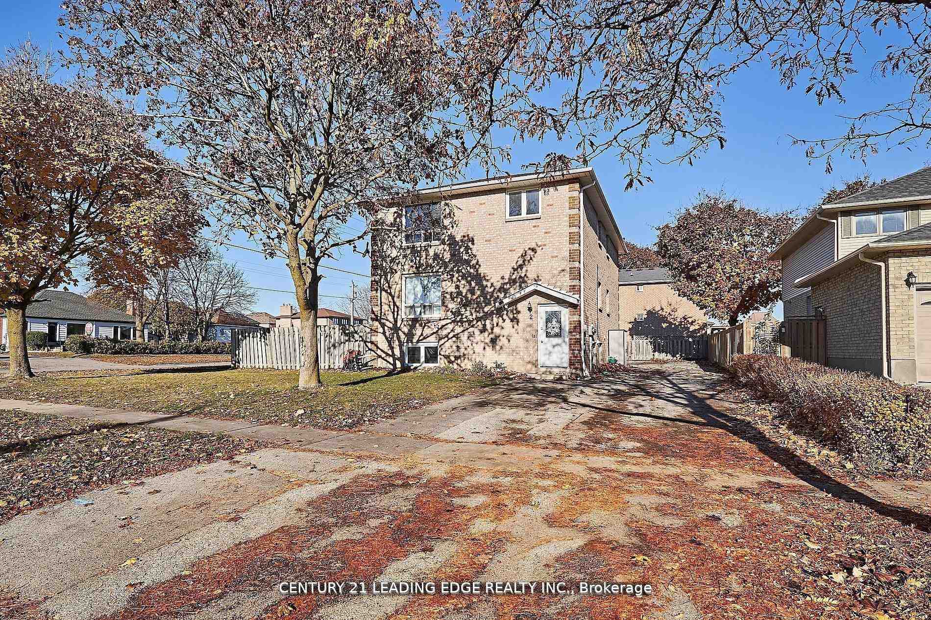 Photo 22 of 2 Kingsway Gate, Clarington, Courtice — HOMEH