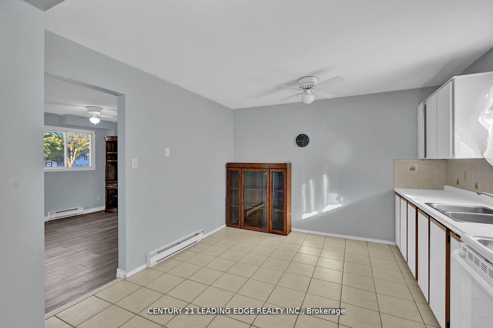 Photo 14 of 2 Kingsway Gate, Clarington, Courtice — HOMEH