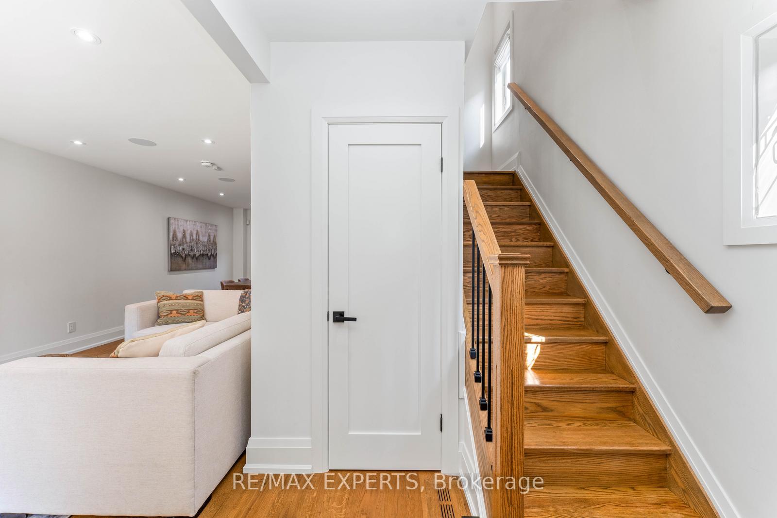 Photo 3 of 348 Old Orchard Grove, Toronto, Lawrence Park North — HOMEH