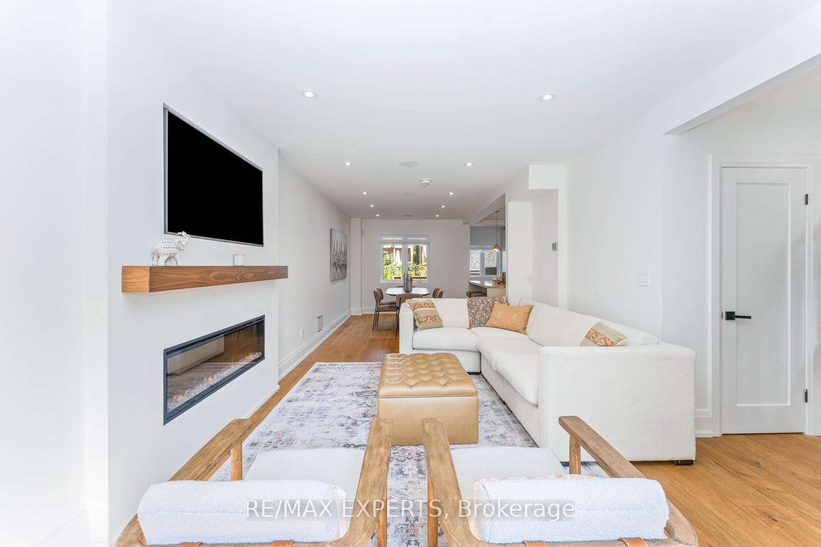 Photo 7 of 348 Old Orchard Grove, Toronto, Lawrence Park North — HOMEH