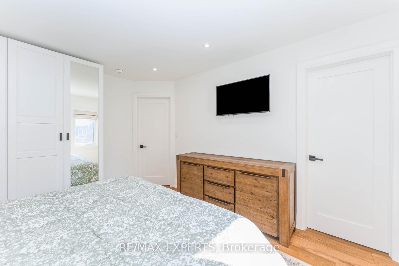 Photo 21 of 348 Old Orchard Grove, Toronto, Lawrence Park North — HOMEH