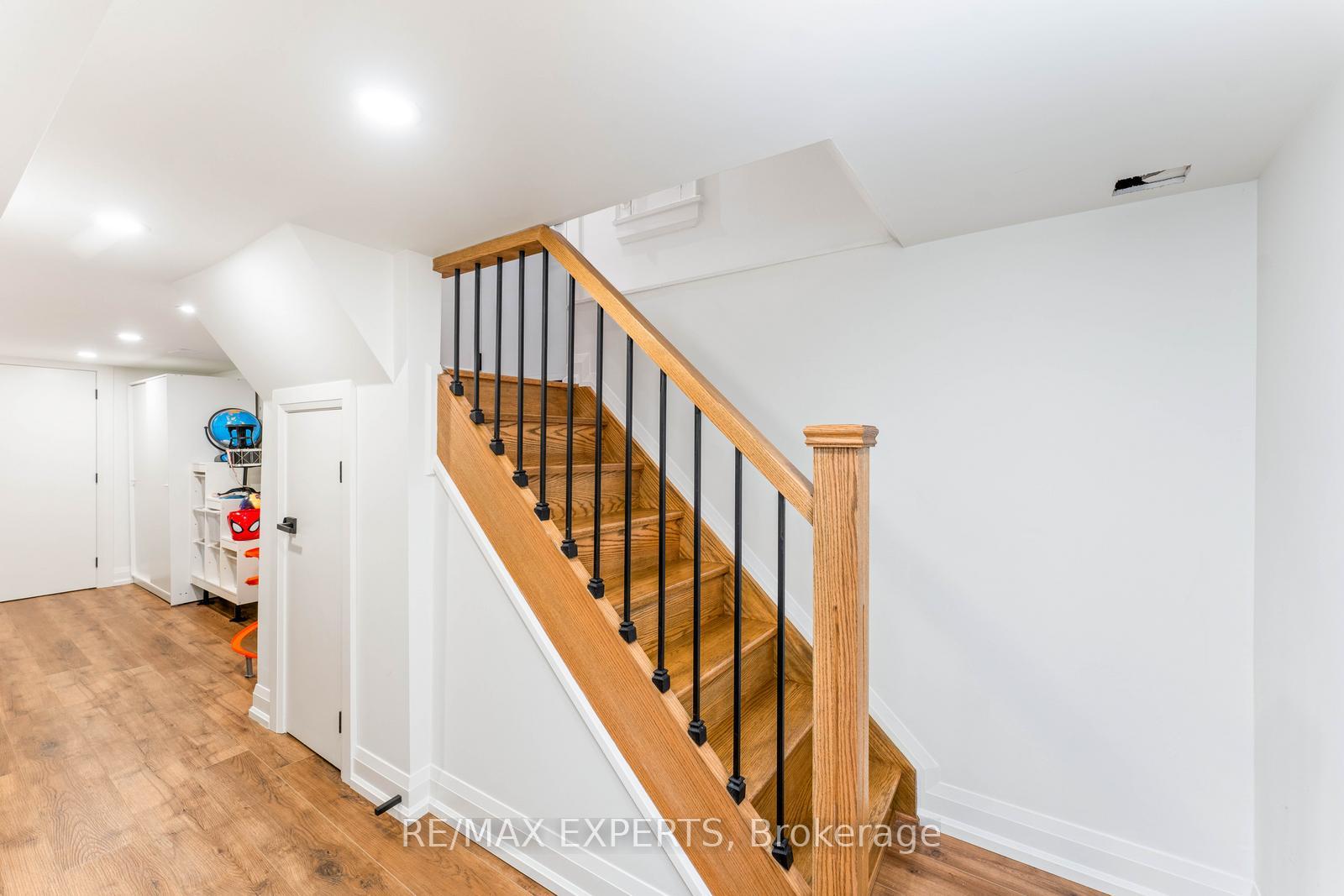 Photo 26 of 348 Old Orchard Grove, Toronto, Lawrence Park North — HOMEH