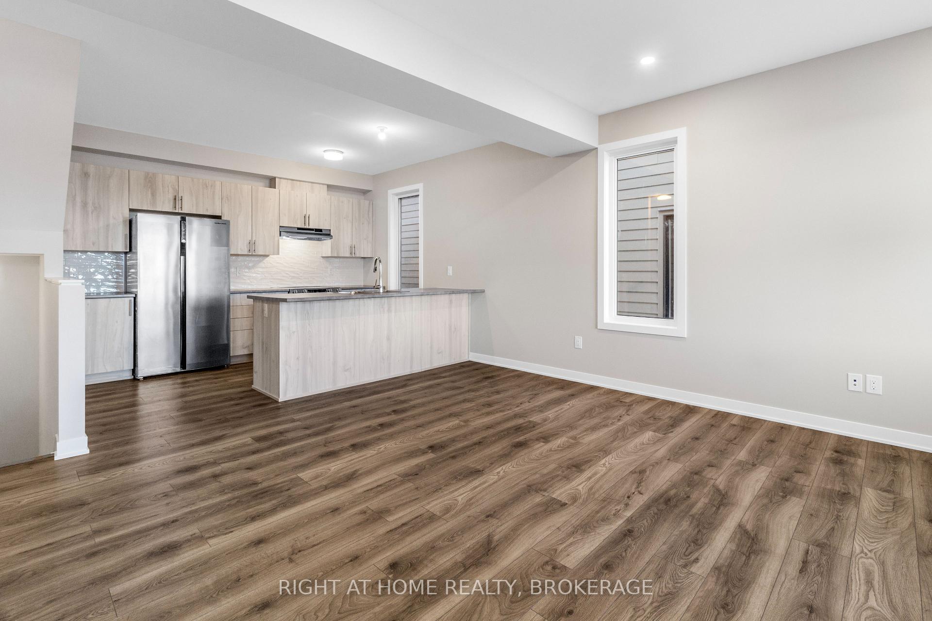 Photo 13 of 324 Catsfoot Walk, Ottawa, Barrhaven - Half Moon Bay — HOMEH