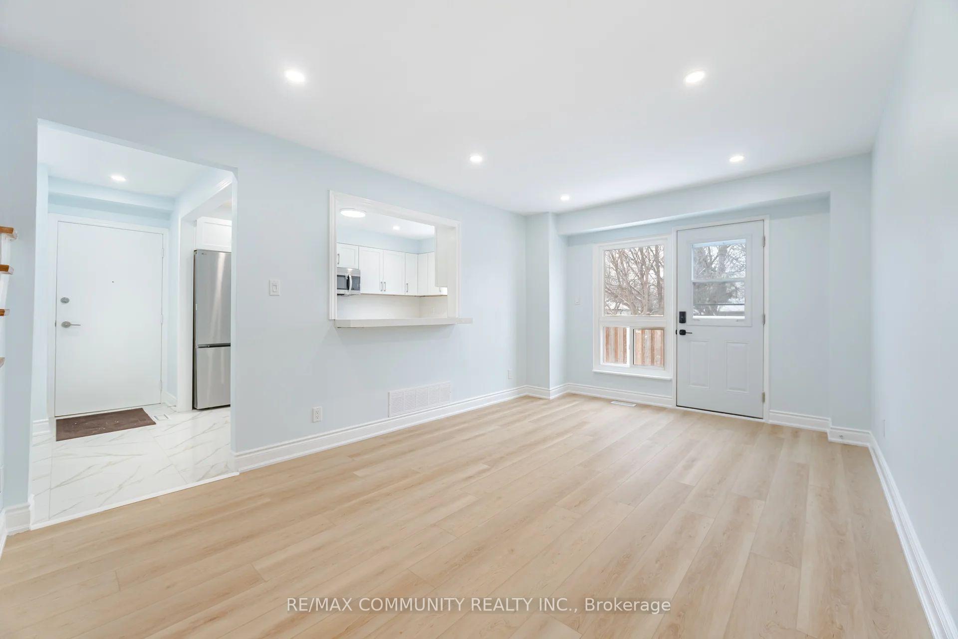 Photo 7 of Unit 25, 730 Cedar Street, Oshawa, Lakeview — HOMEH
