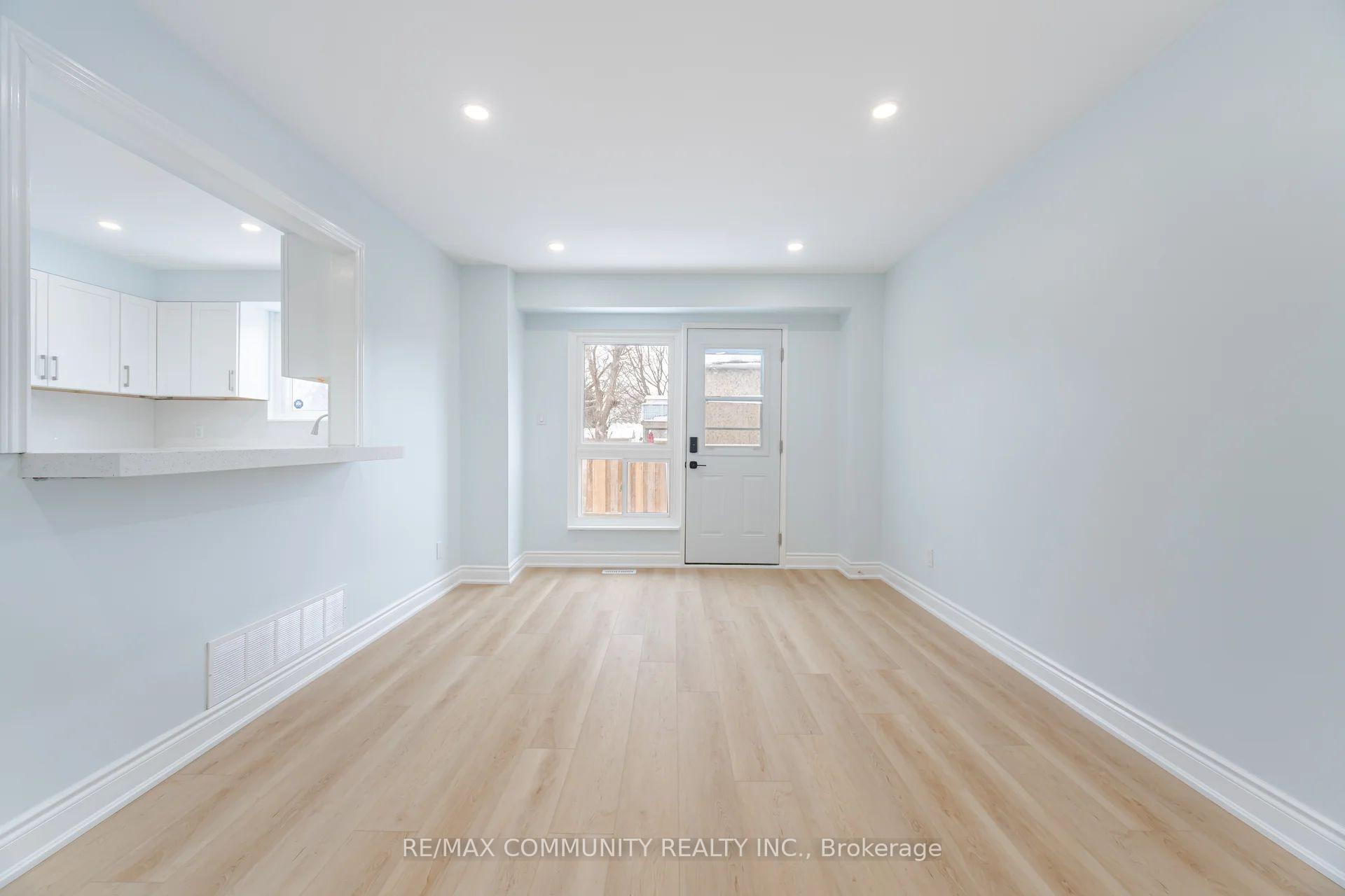 Photo 8 of Unit 25, 730 Cedar Street, Oshawa, Lakeview — HOMEH
