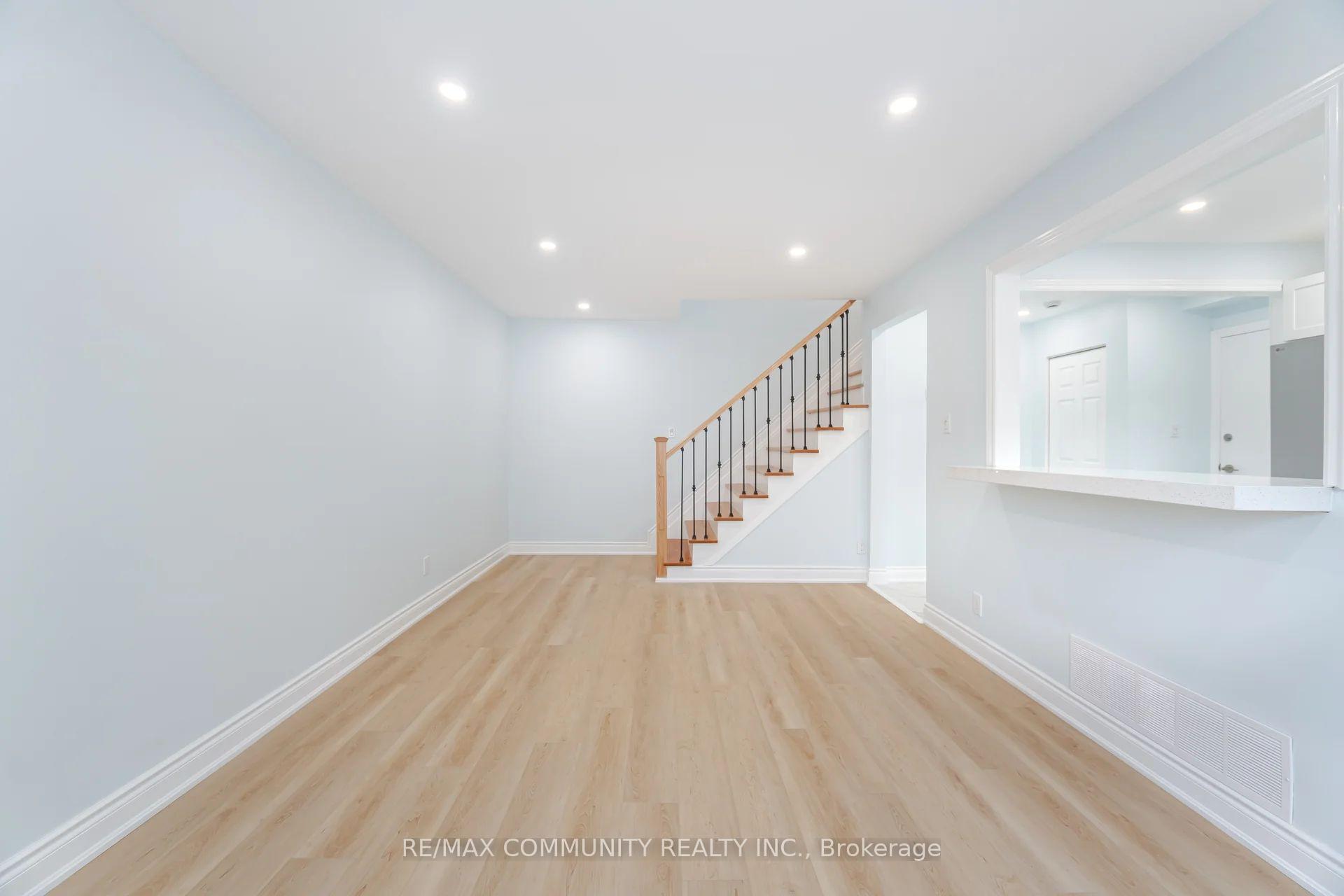 Photo 9 of Unit 25, 730 Cedar Street, Oshawa, Lakeview — HOMEH