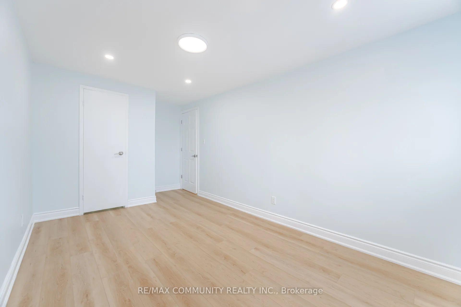 Photo 14 of Unit 25, 730 Cedar Street, Oshawa, Lakeview — HOMEH