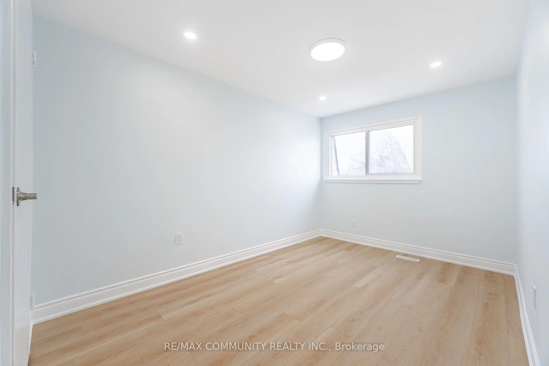 Photo 16 of Unit 25, 730 Cedar Street, Oshawa, Lakeview — HOMEH