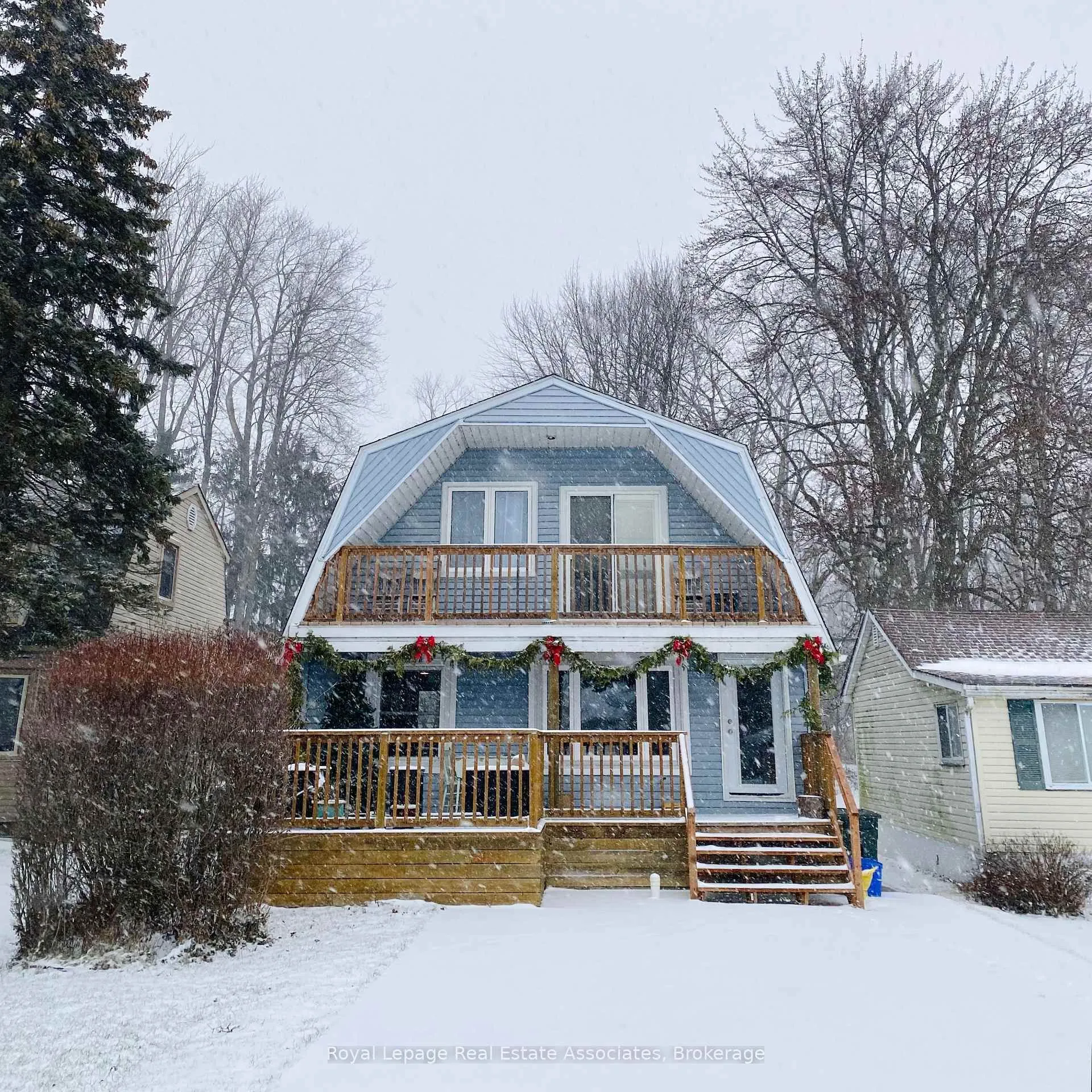 Front of 374 Lakewood Drive