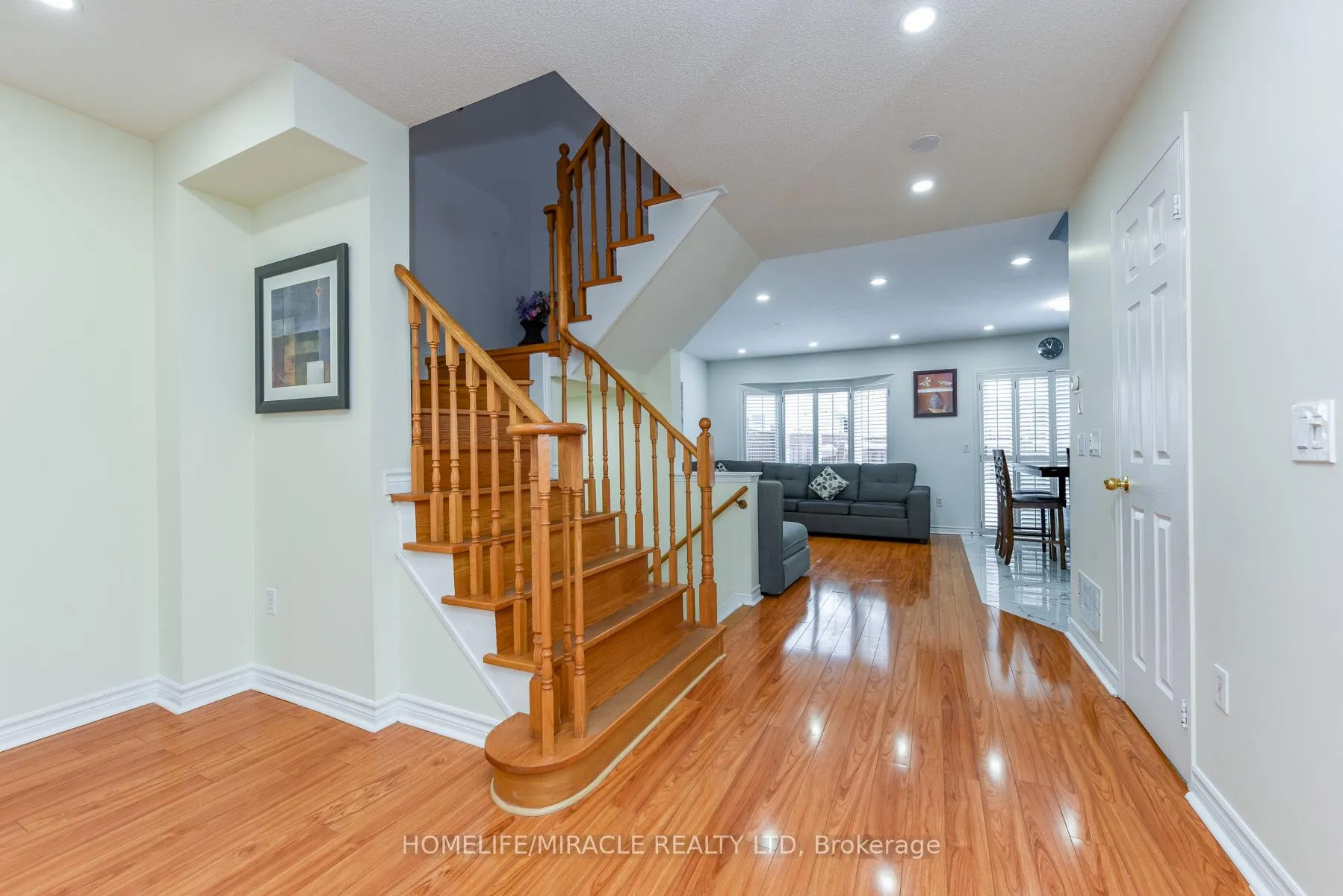 Photo 12 of 125 Seaside Circle, Brampton, Sandringham-Wellington — HOMEH
