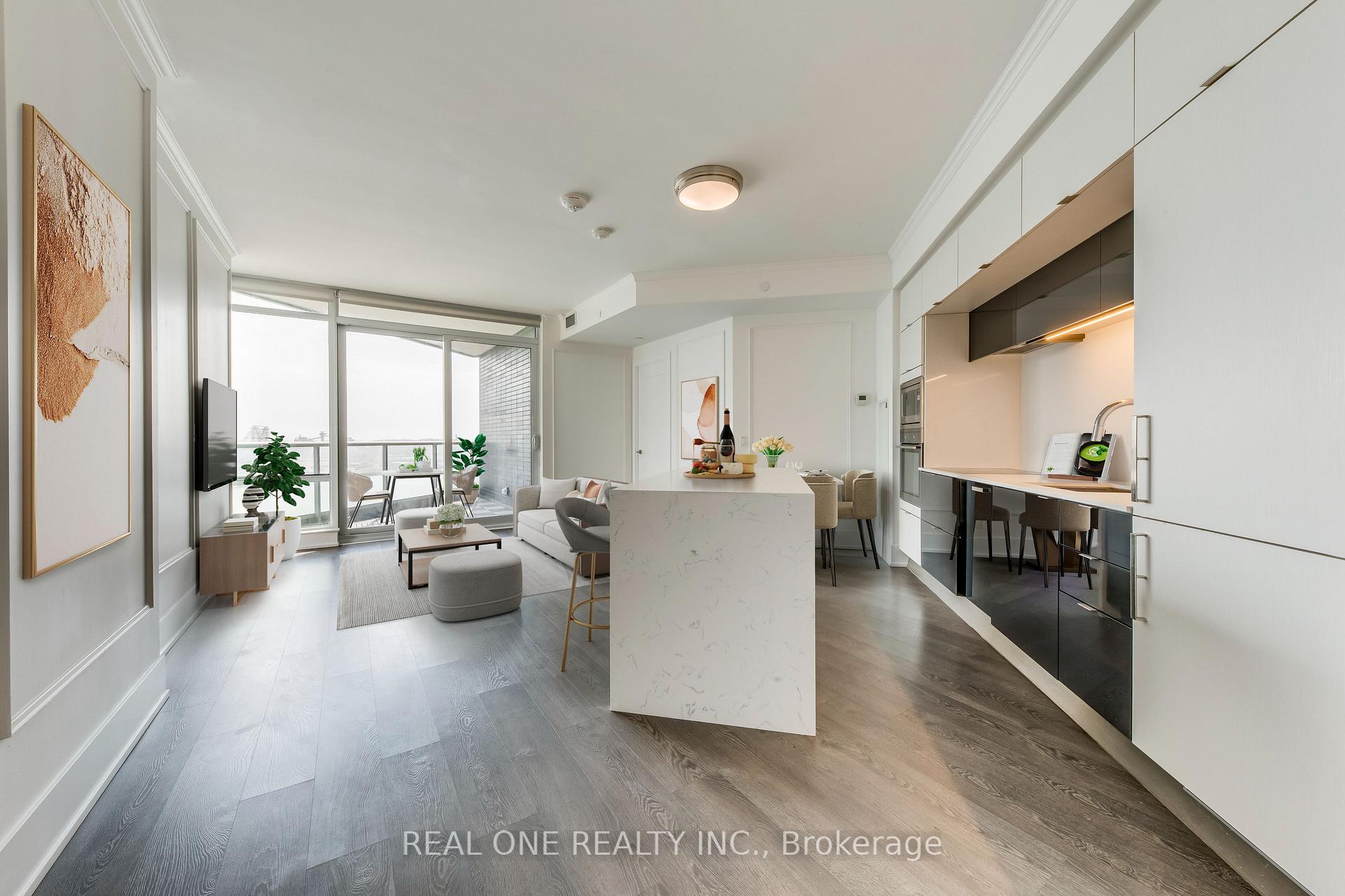 Photo 7 of Unit 818, 1 Edgewate Drive, Toronto, South Riverdale — HOMEH