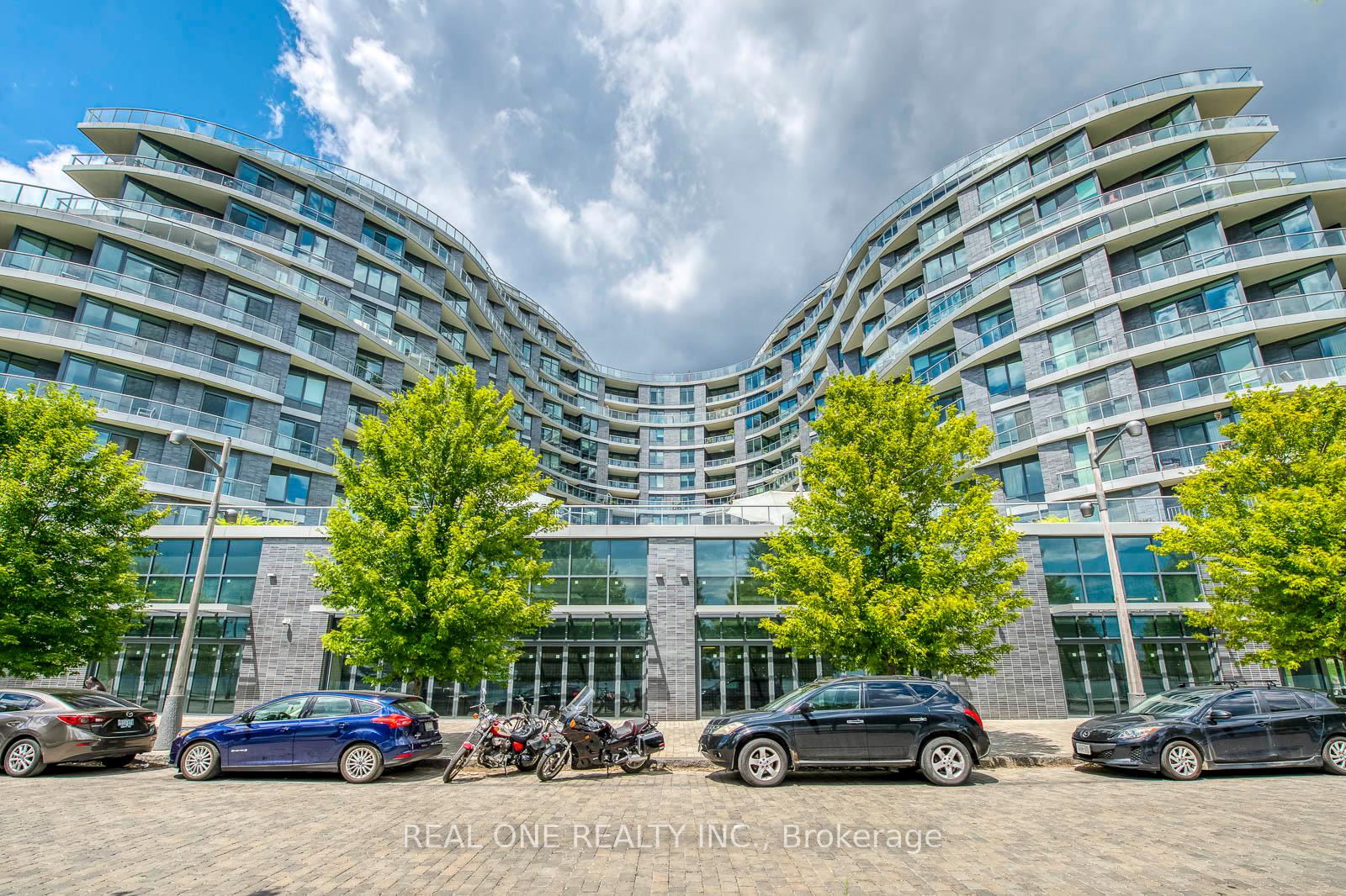 Photo 2 of Unit 818, 1 Edgewate Drive, Toronto, South Riverdale — HOMEH