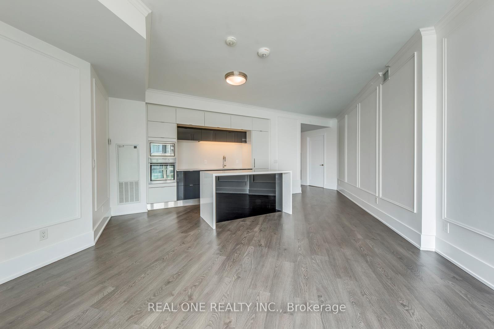 Photo 39 of Unit 818, 1 Edgewate Drive, Toronto, South Riverdale — HOMEH