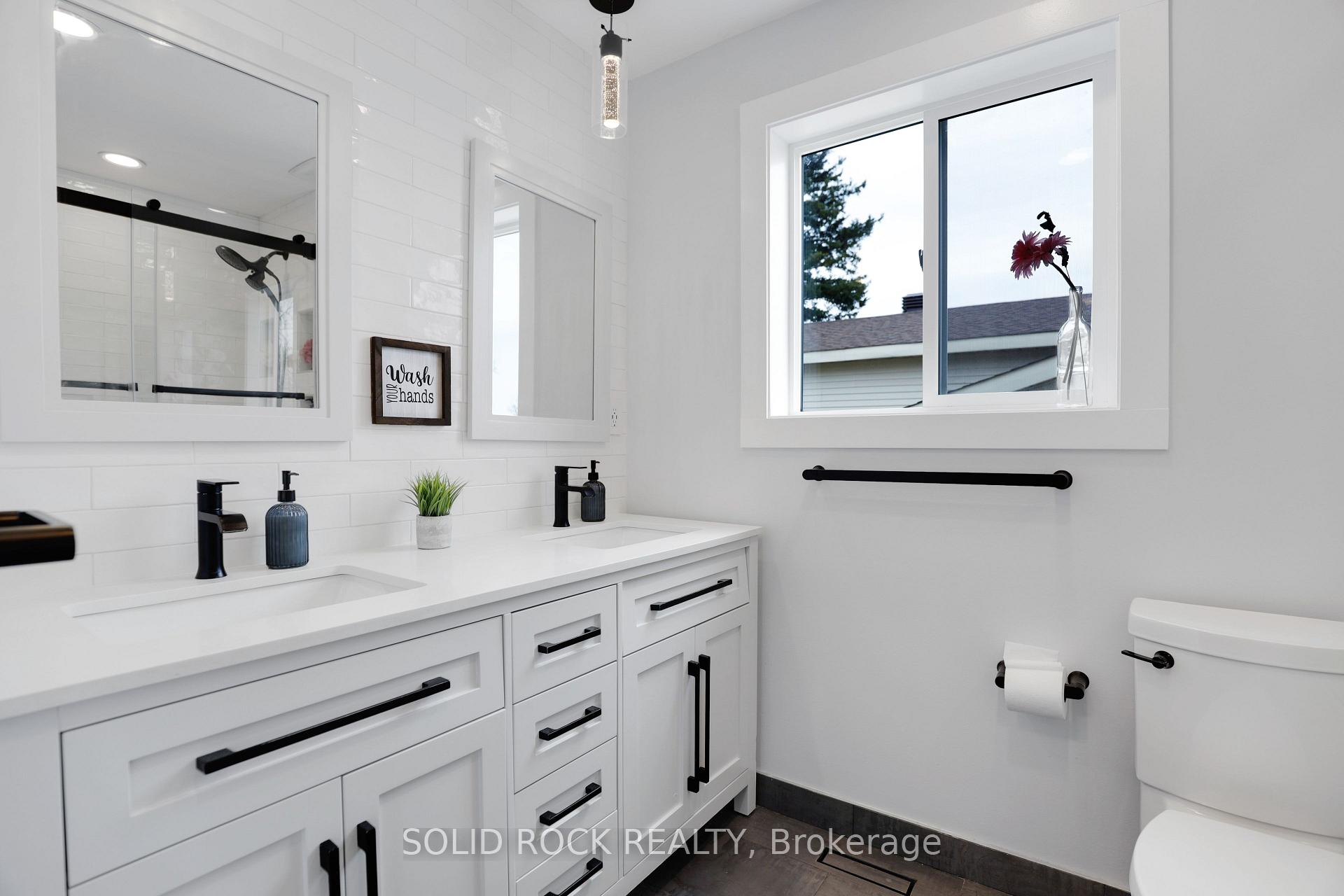 Photo 3 of 34 Antler Avenue, Ottawa, Barrhaven - On the Green — HOMEH