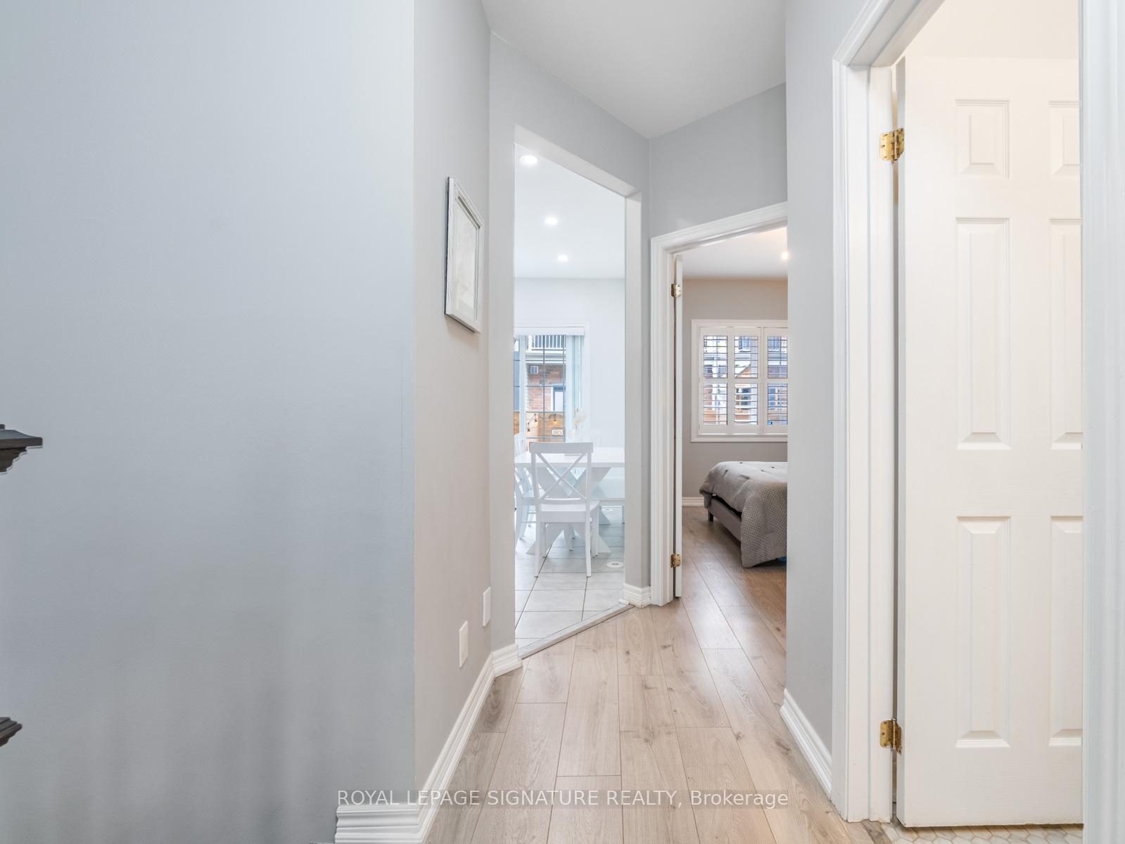 Photo 13 of 19 Philpott Gardens, Toronto, East End-Danforth — HOMEH
