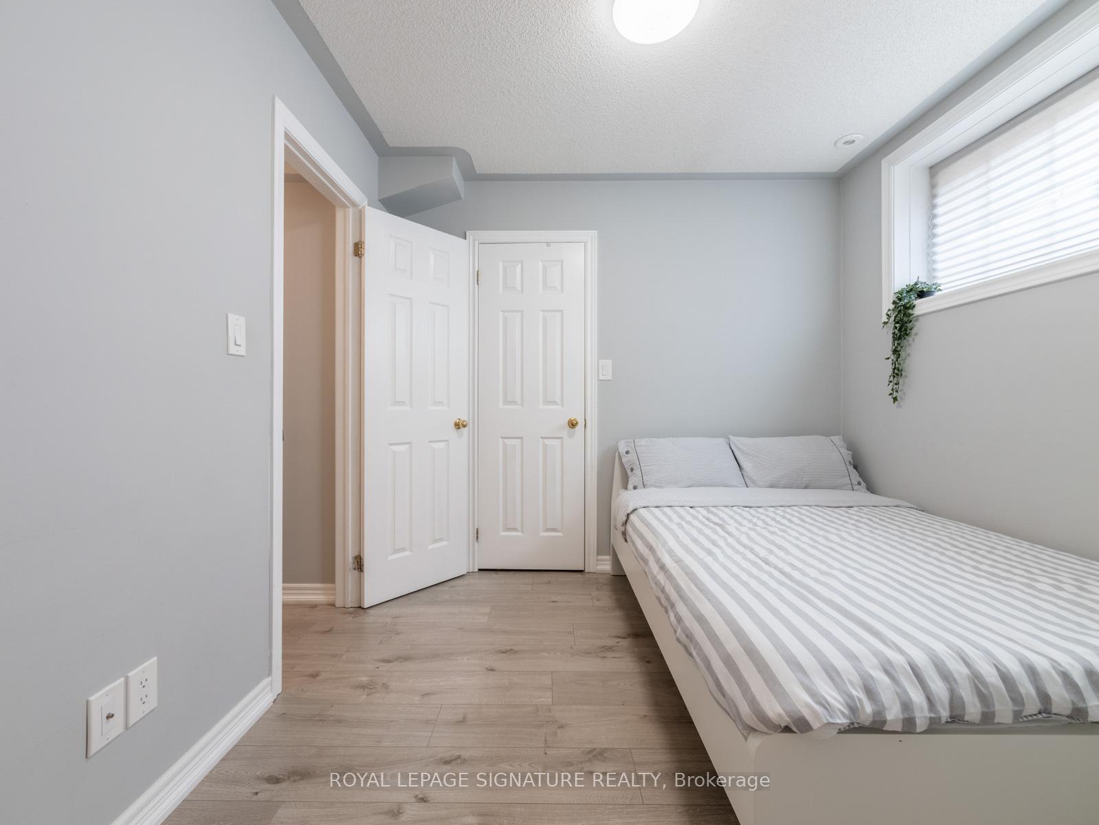 Photo 27 of 19 Philpott Gardens, Toronto, East End-Danforth — HOMEH