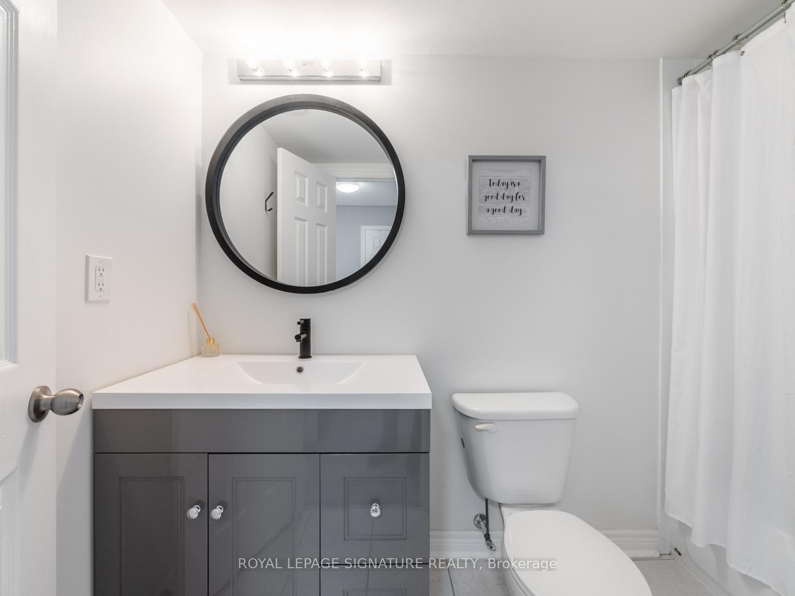 Photo 31 of 19 Philpott Gardens, Toronto, East End-Danforth — HOMEH