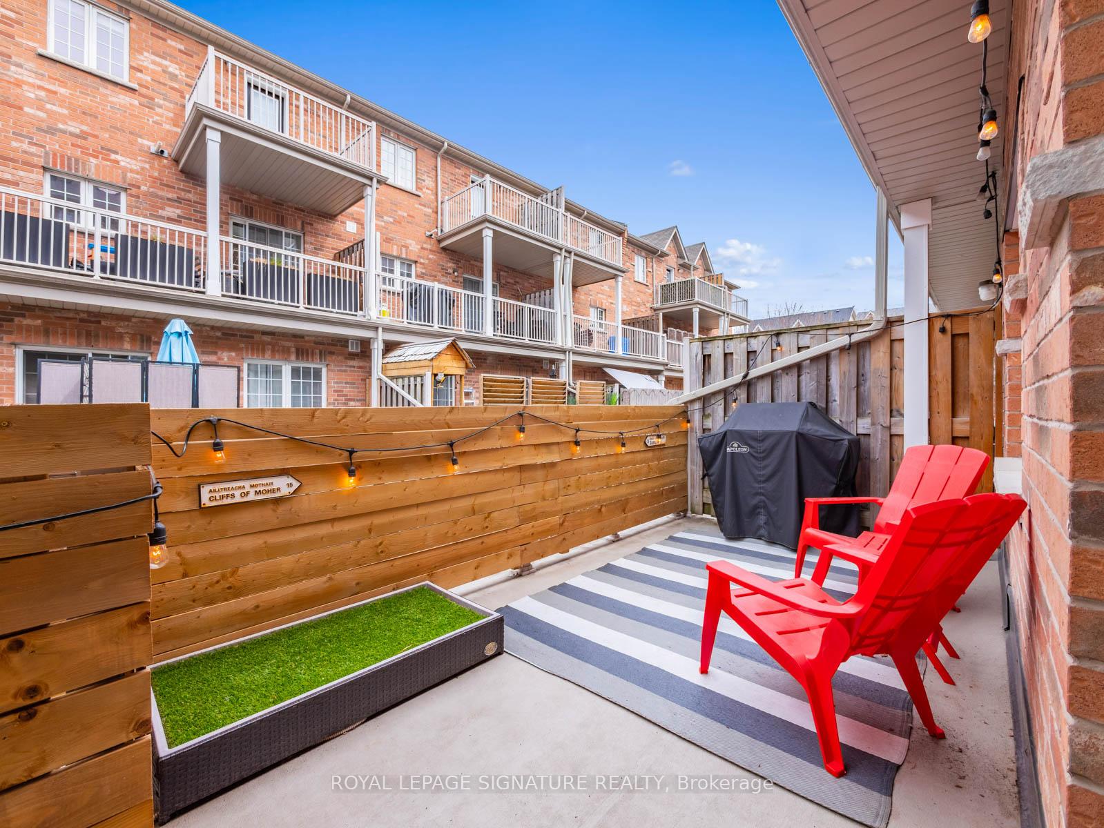 Photo 33 of 19 Philpott Gardens, Toronto, East End-Danforth — HOMEH