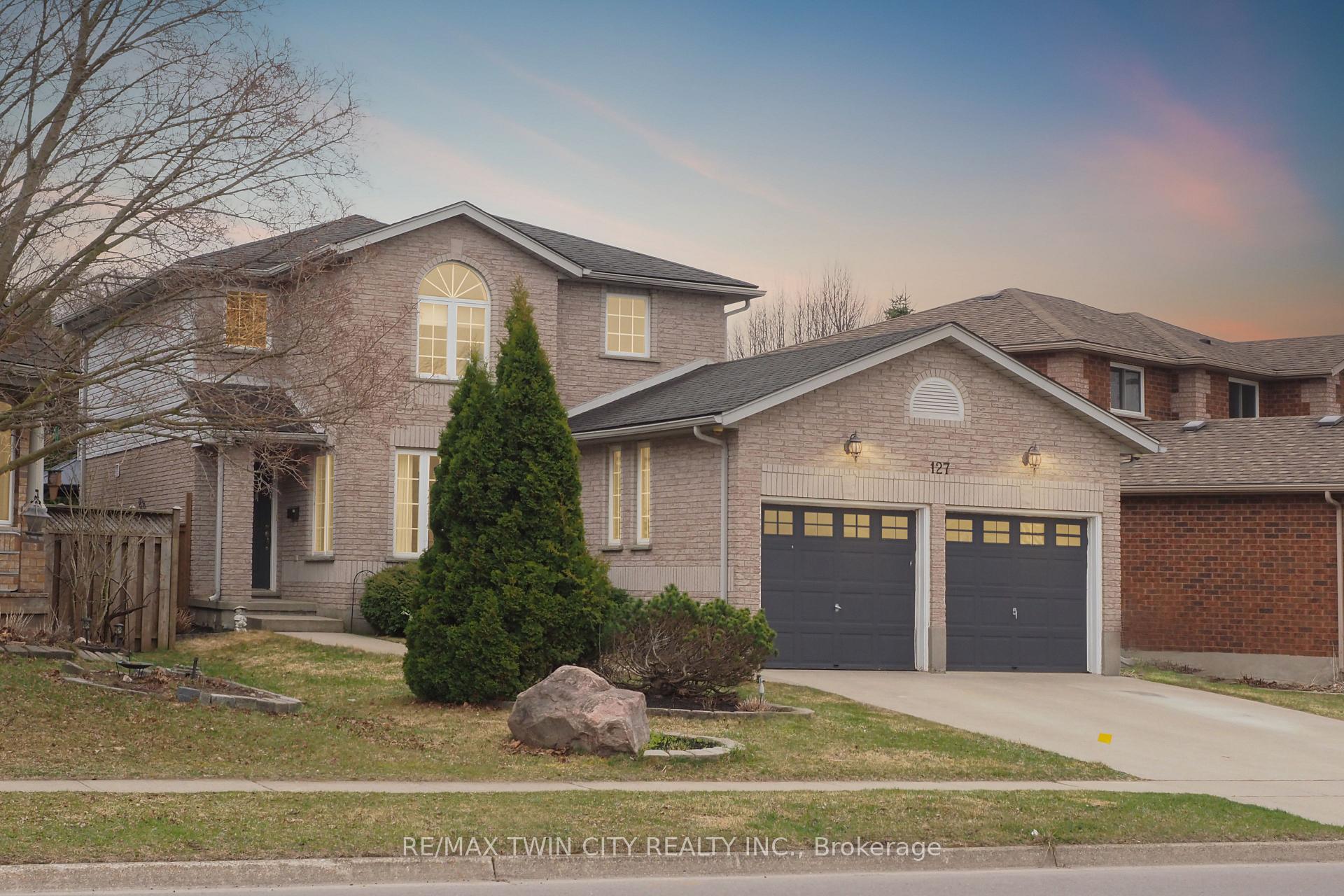 Photo 1 of 127 Melran Drive, Cambridge — HOMEH