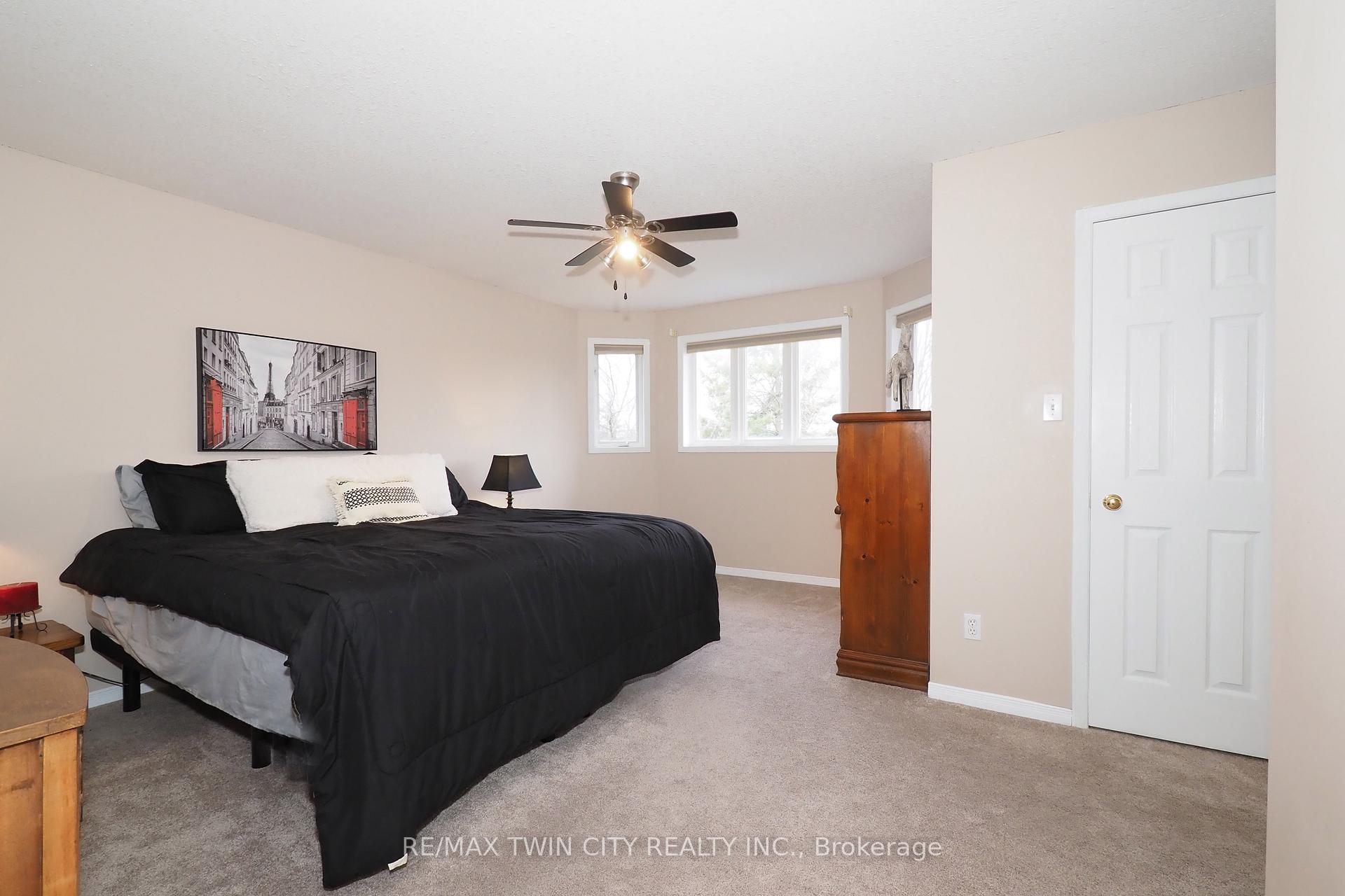Photo 23 of 127 Melran Drive, Cambridge — HOMEH