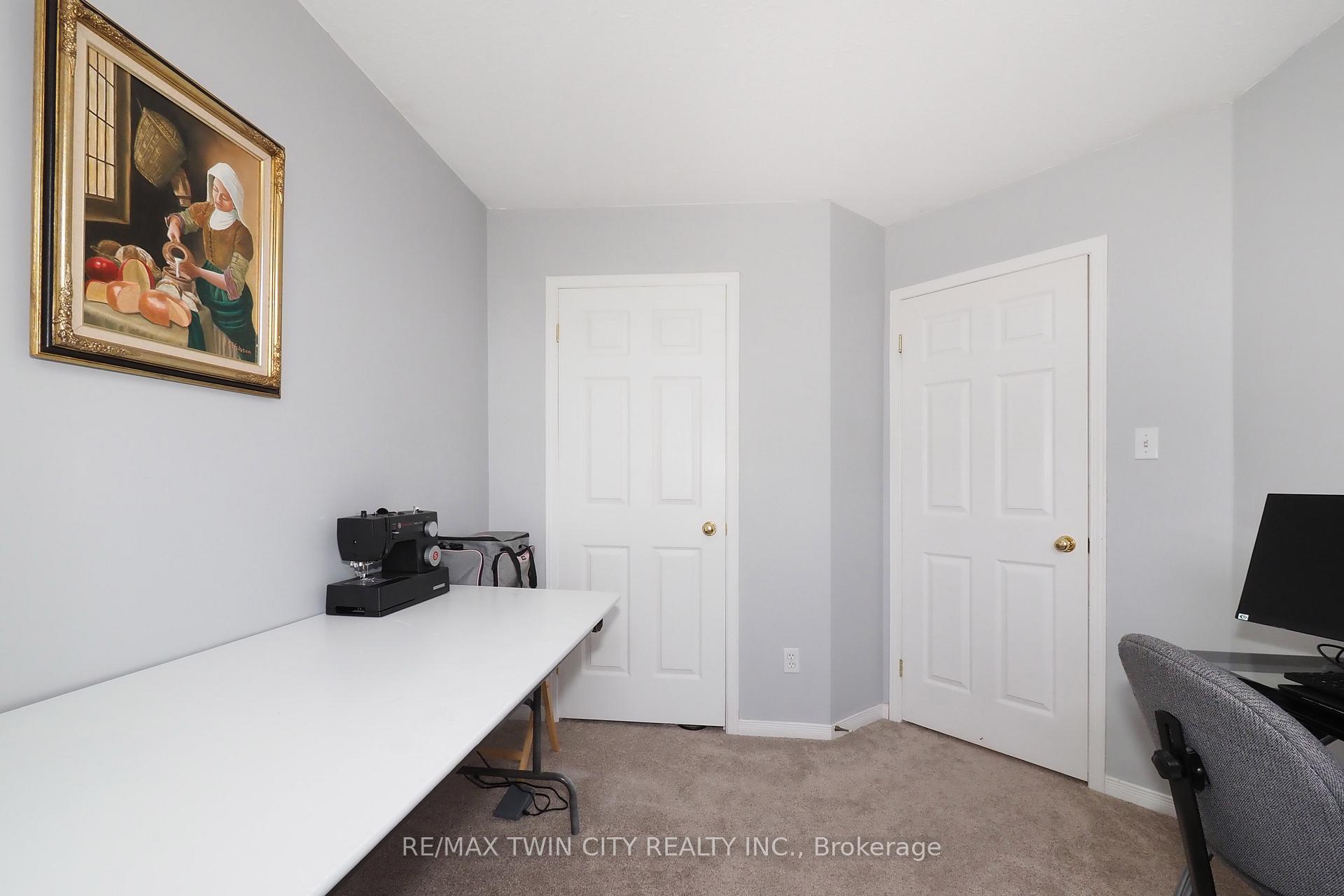 Photo 33 of 127 Melran Drive, Cambridge — HOMEH