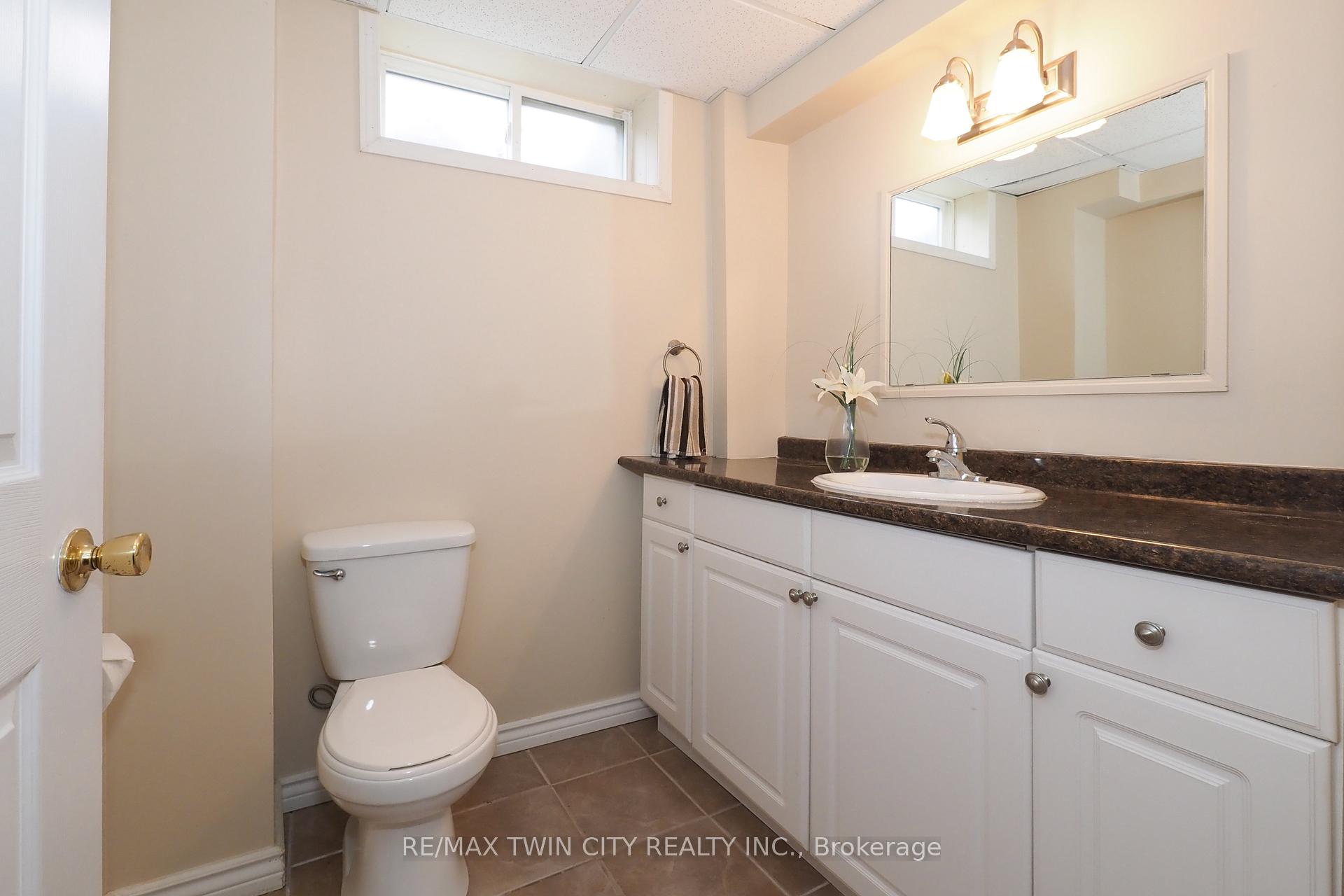 Photo 42 of 127 Melran Drive, Cambridge — HOMEH