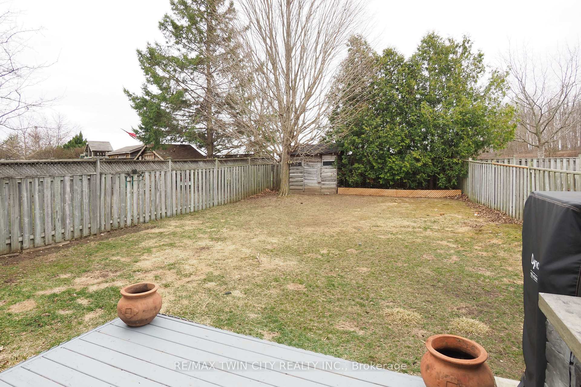Photo 43 of 127 Melran Drive, Cambridge — HOMEH