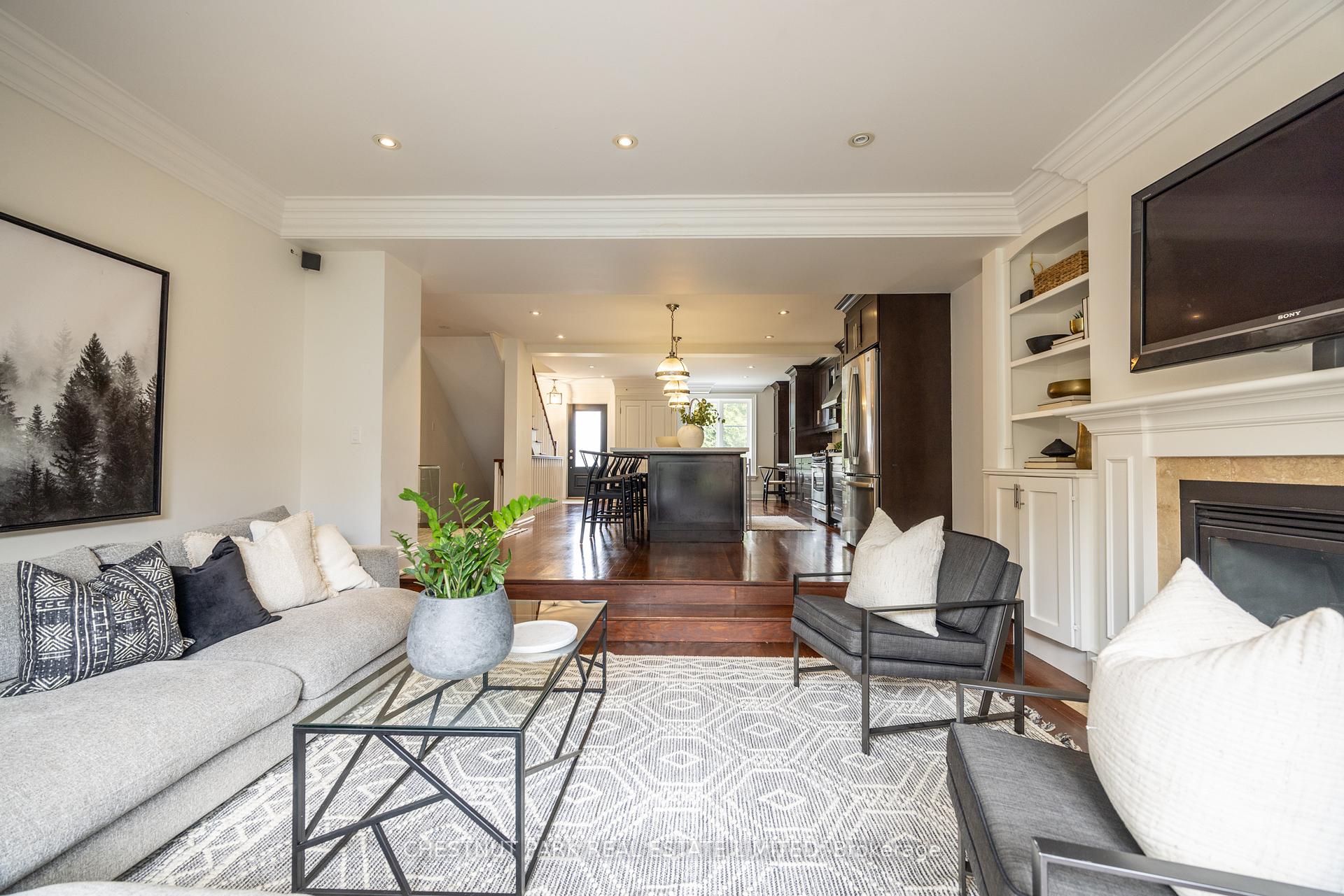 Photo 16 of 82 McRae Drive, Toronto, Leaside — HOMEH