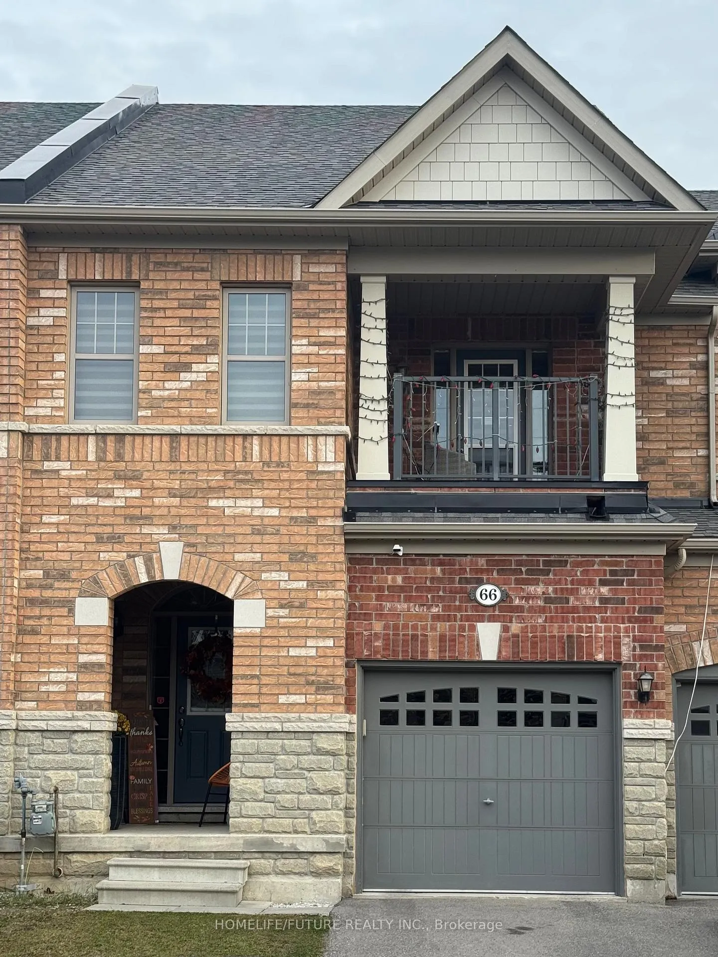 Front of 66 Kempsford Crescent
