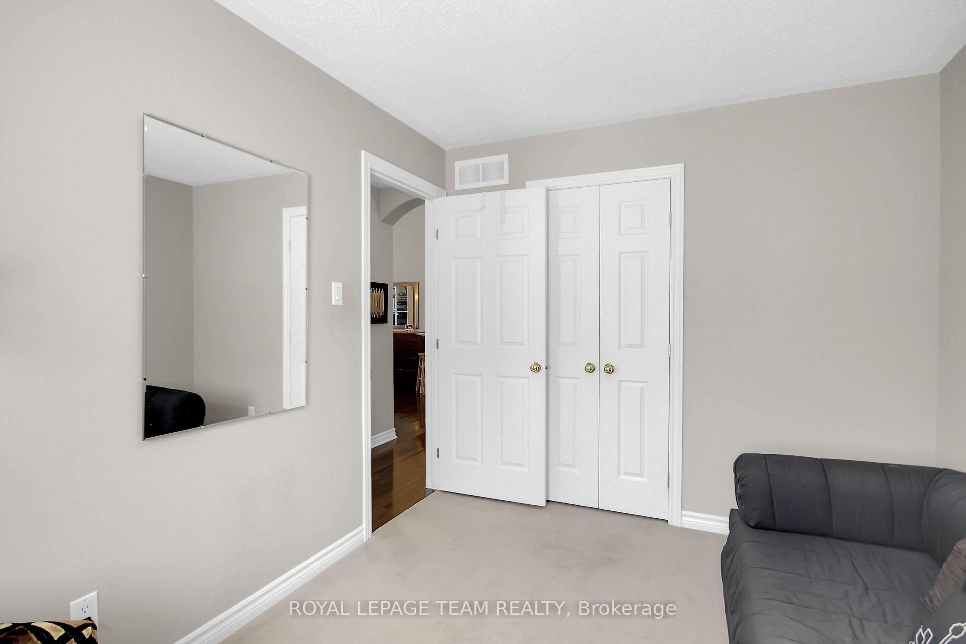 Photo 29 of 108 Granite Court, Ottawa, Kanata - Emerald Meadows/Trailwest — HOMEH