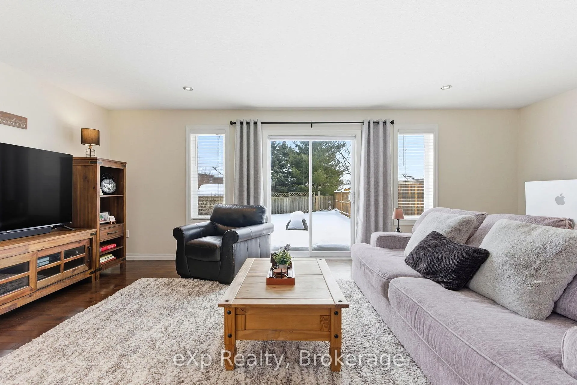 Photo 12 of 135 Maxwell Street, St. Marys — HOMEH