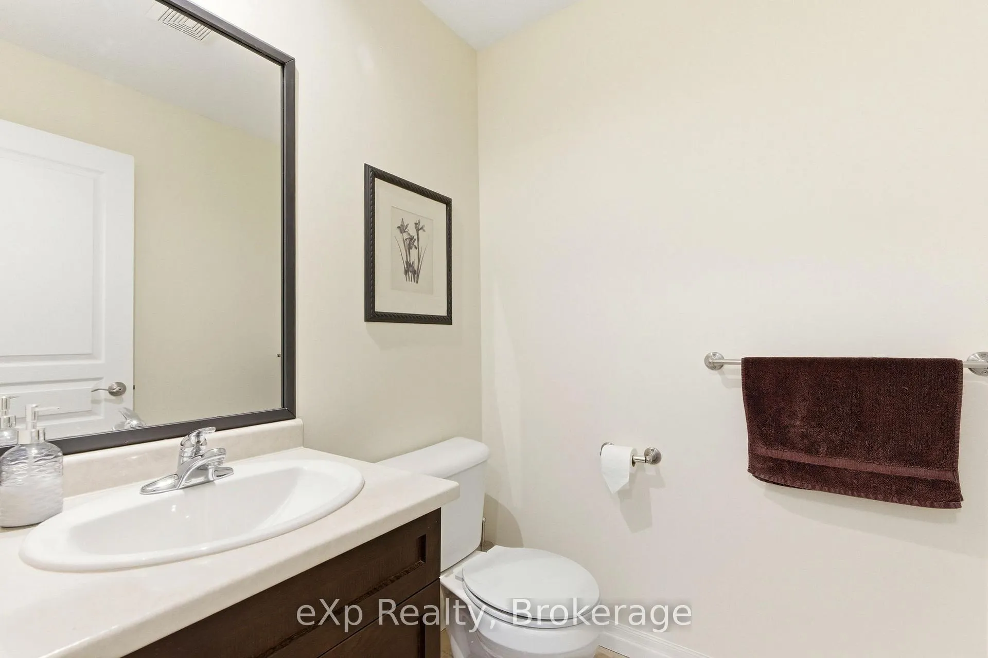 Photo 16 of 135 Maxwell Street, St. Marys — HOMEH