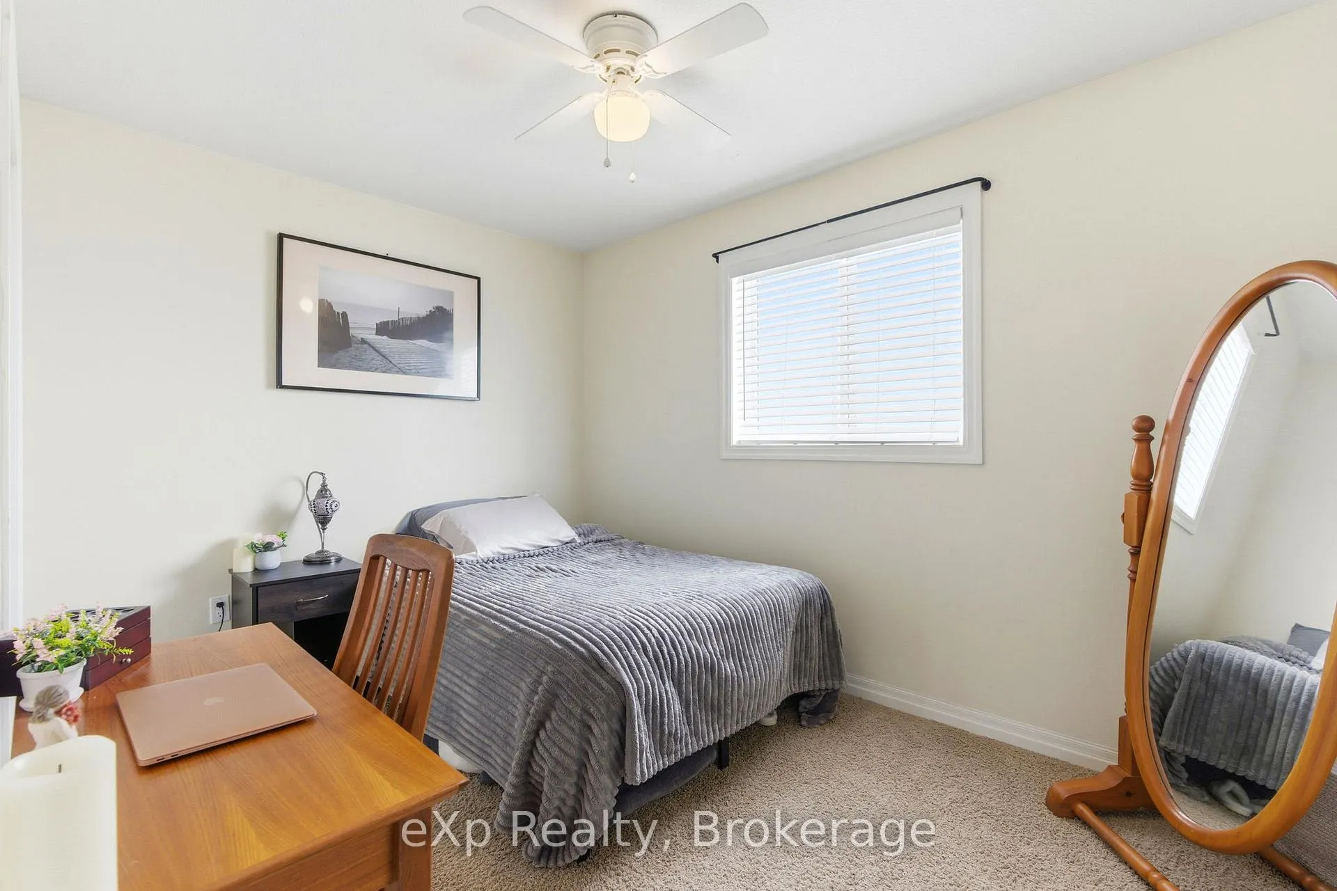 Photo 26 of 135 Maxwell Street, St. Marys — HOMEH