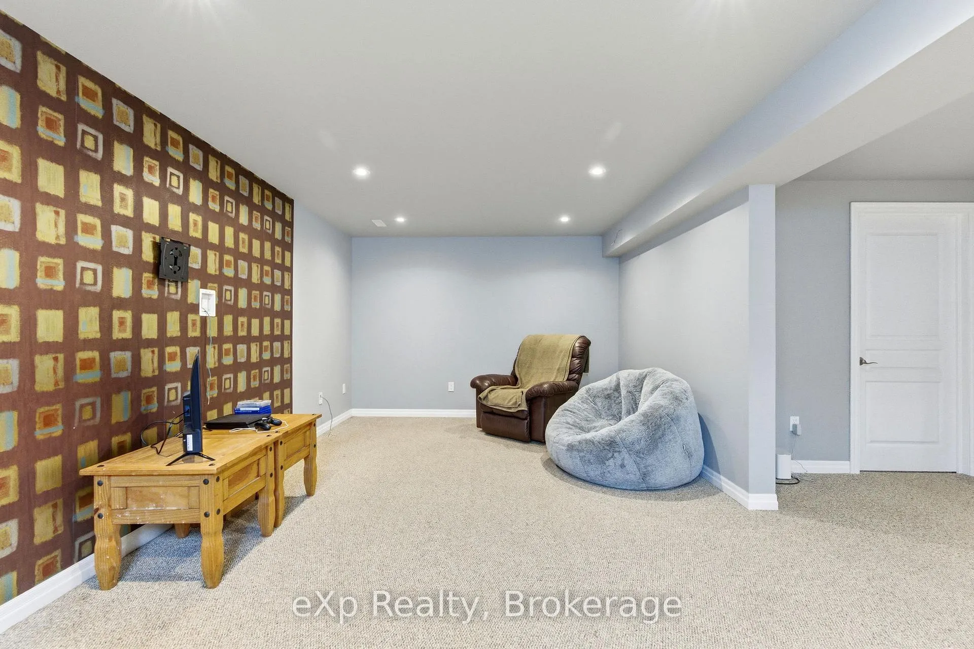 Photo 36 of 135 Maxwell Street, St. Marys — HOMEH