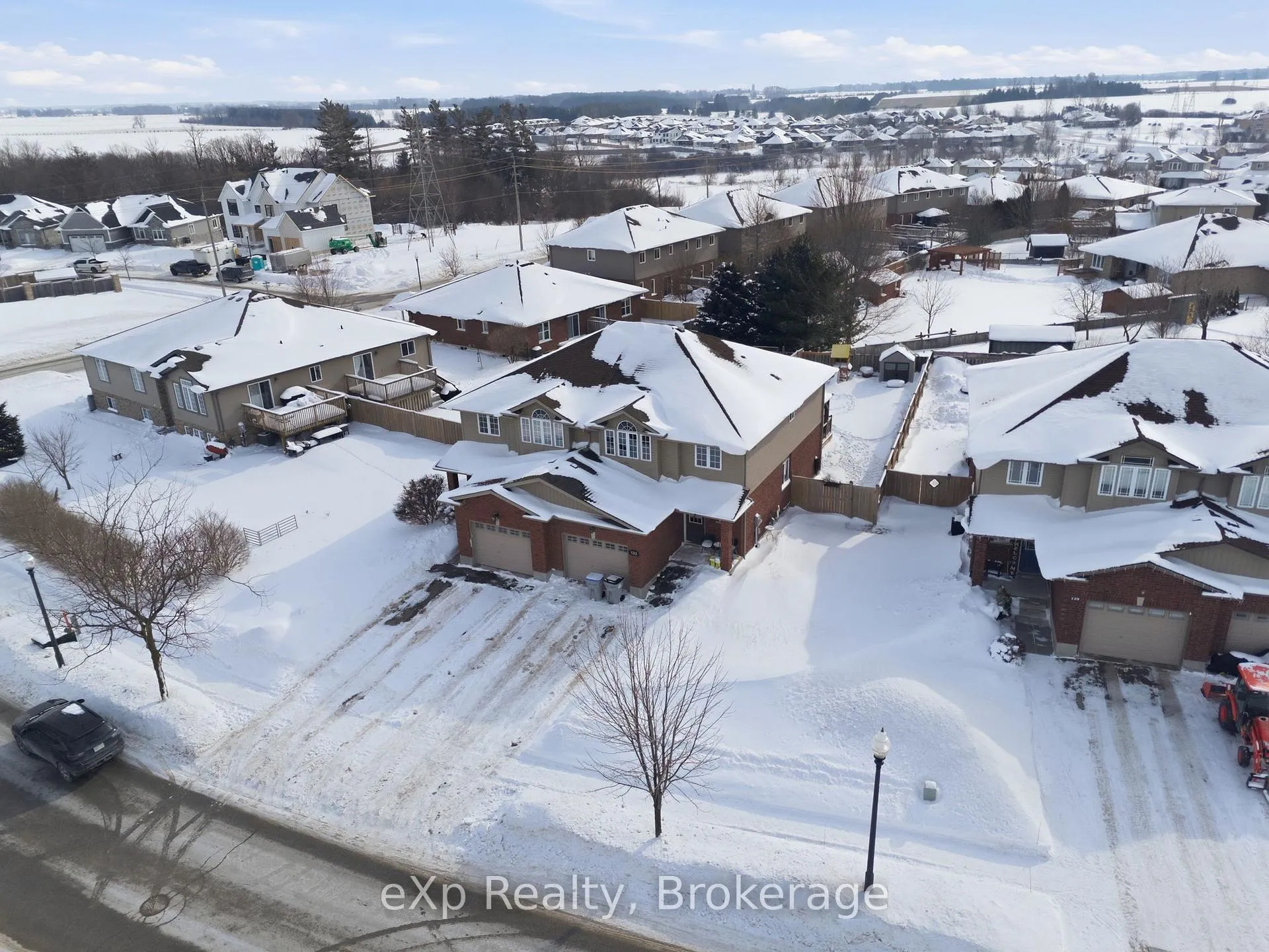 Photo 42 of 135 Maxwell Street, St. Marys — HOMEH