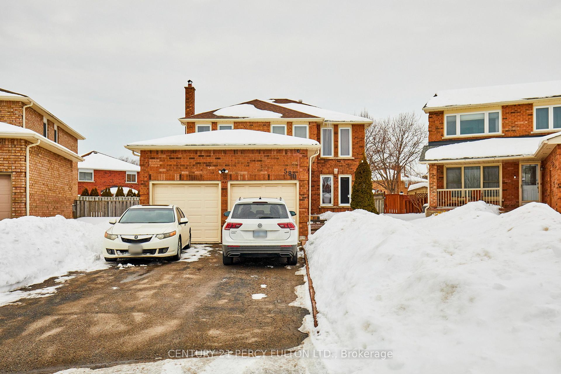 Front of 580 Daylight Court