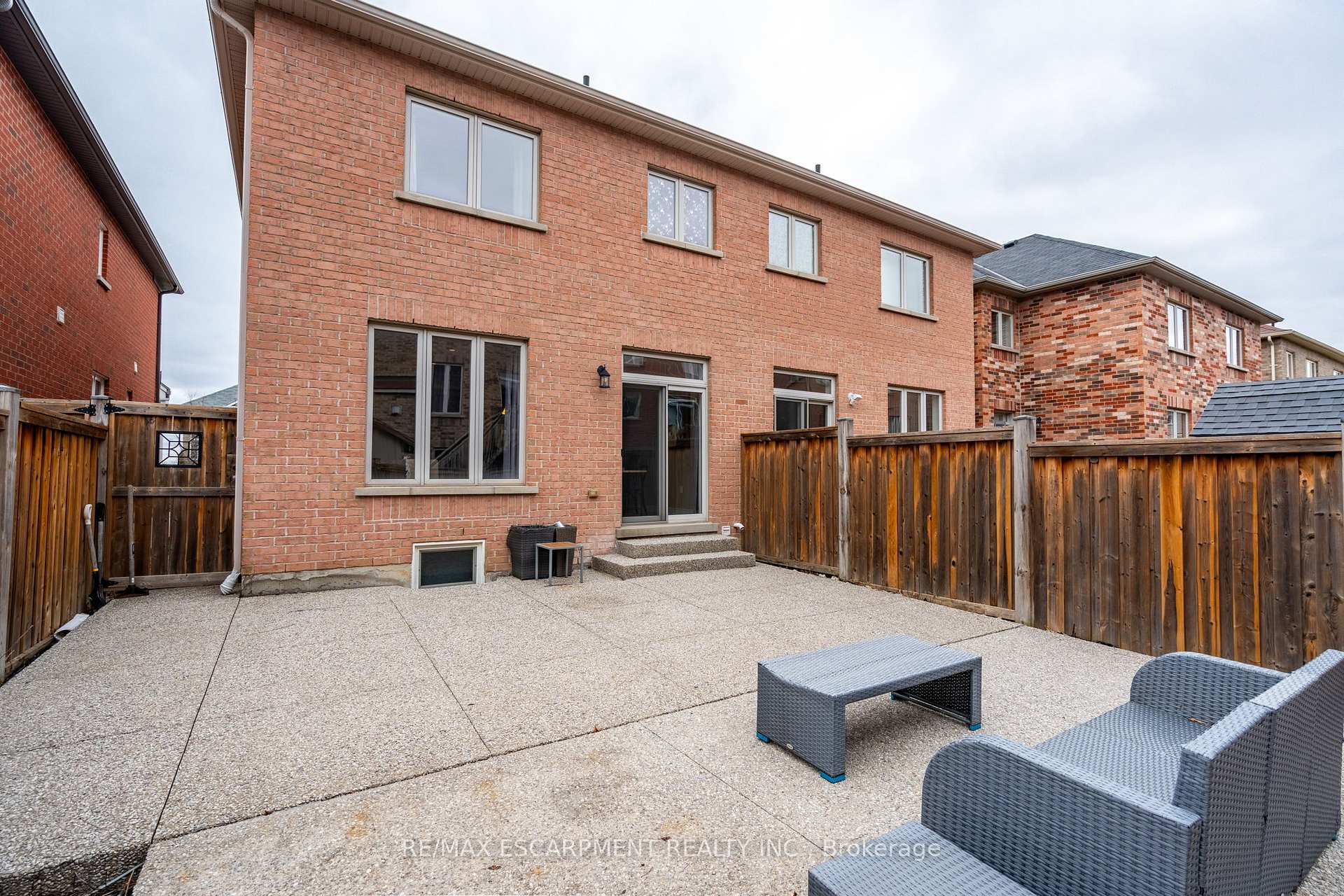 Photo 73 of 86 Summerberry Way, Hamilton, Carpenter — HOMEH