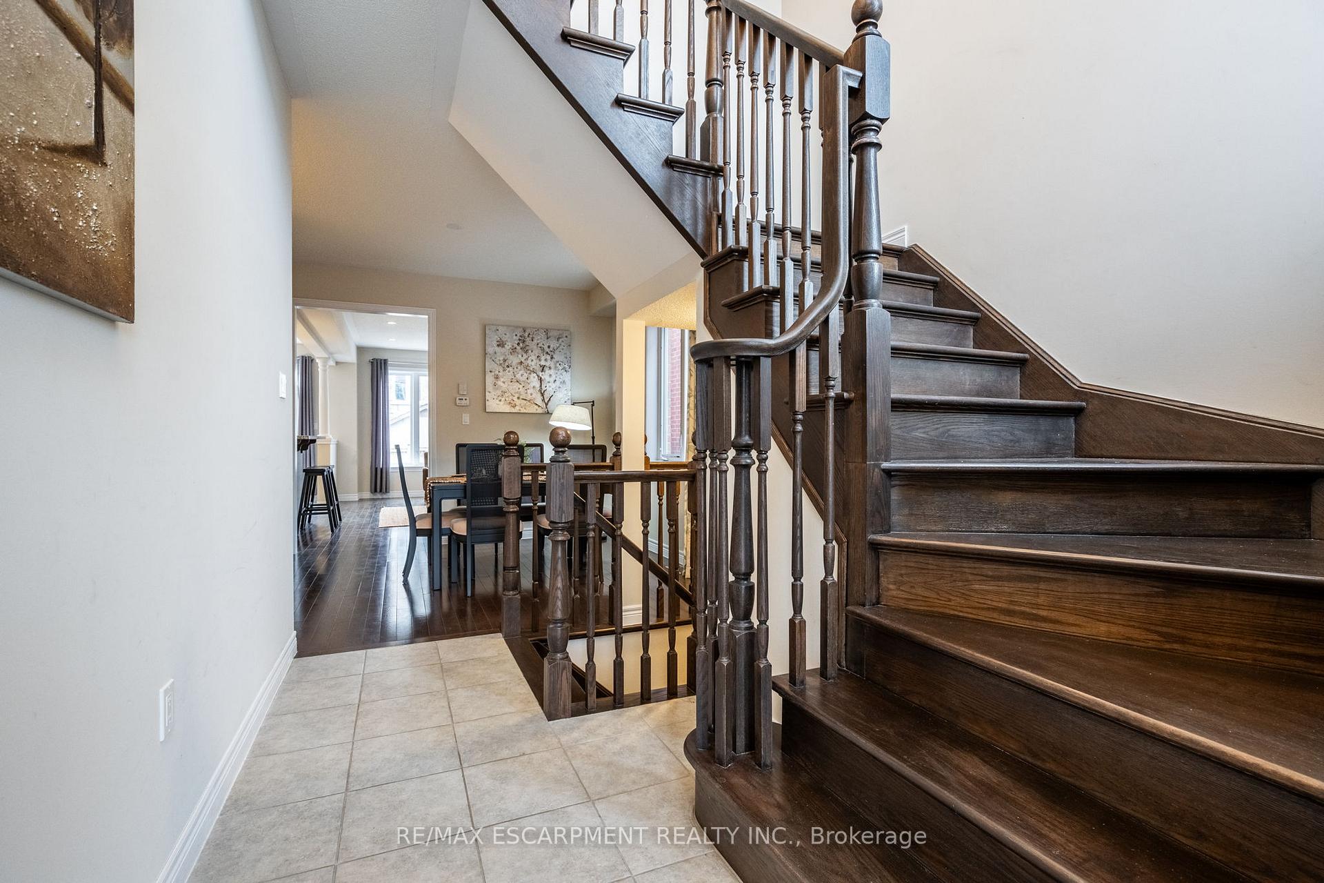 Photo 24 of 86 Summerberry Way, Hamilton, Carpenter — HOMEH