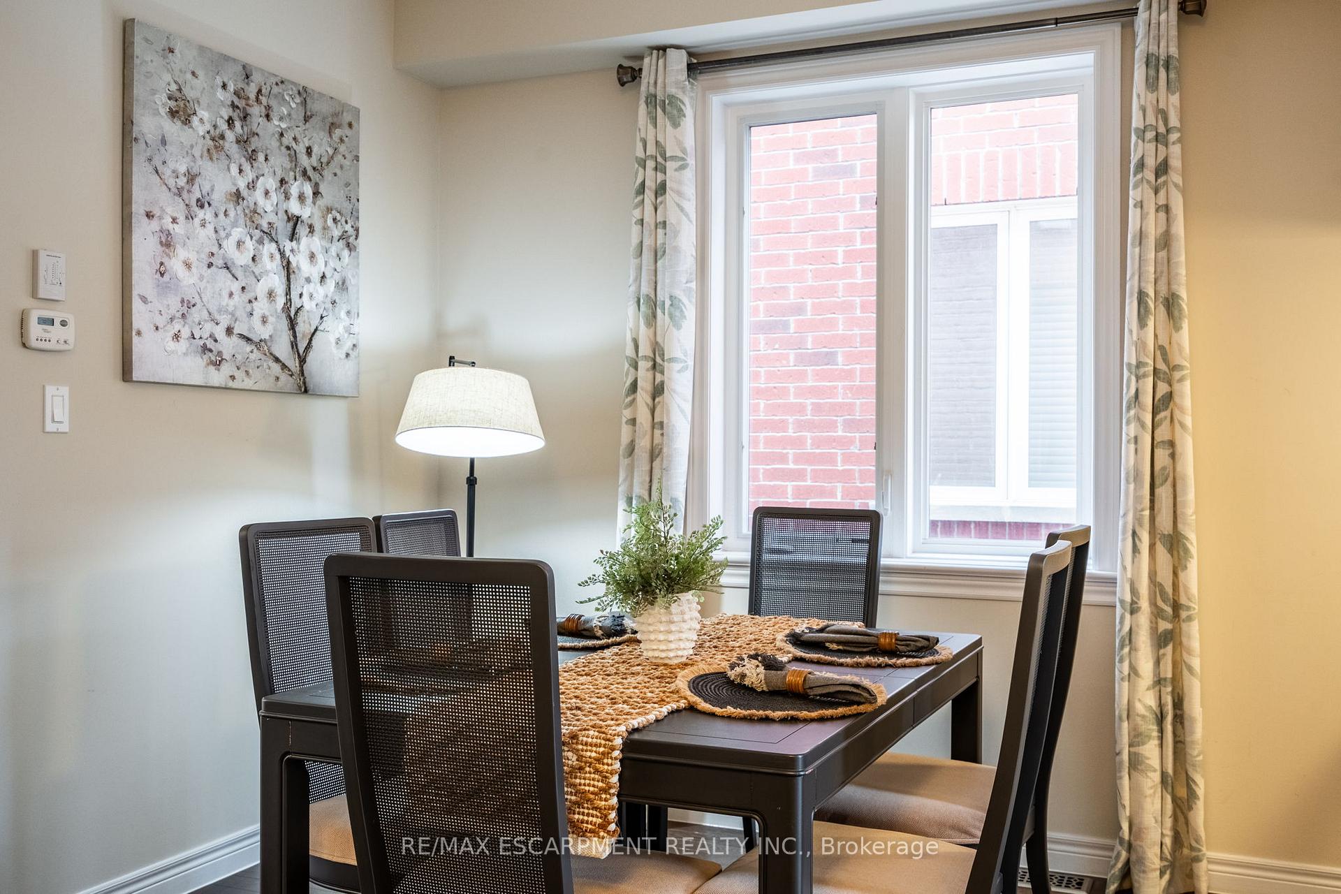 Photo 26 of 86 Summerberry Way, Hamilton, Carpenter — HOMEH