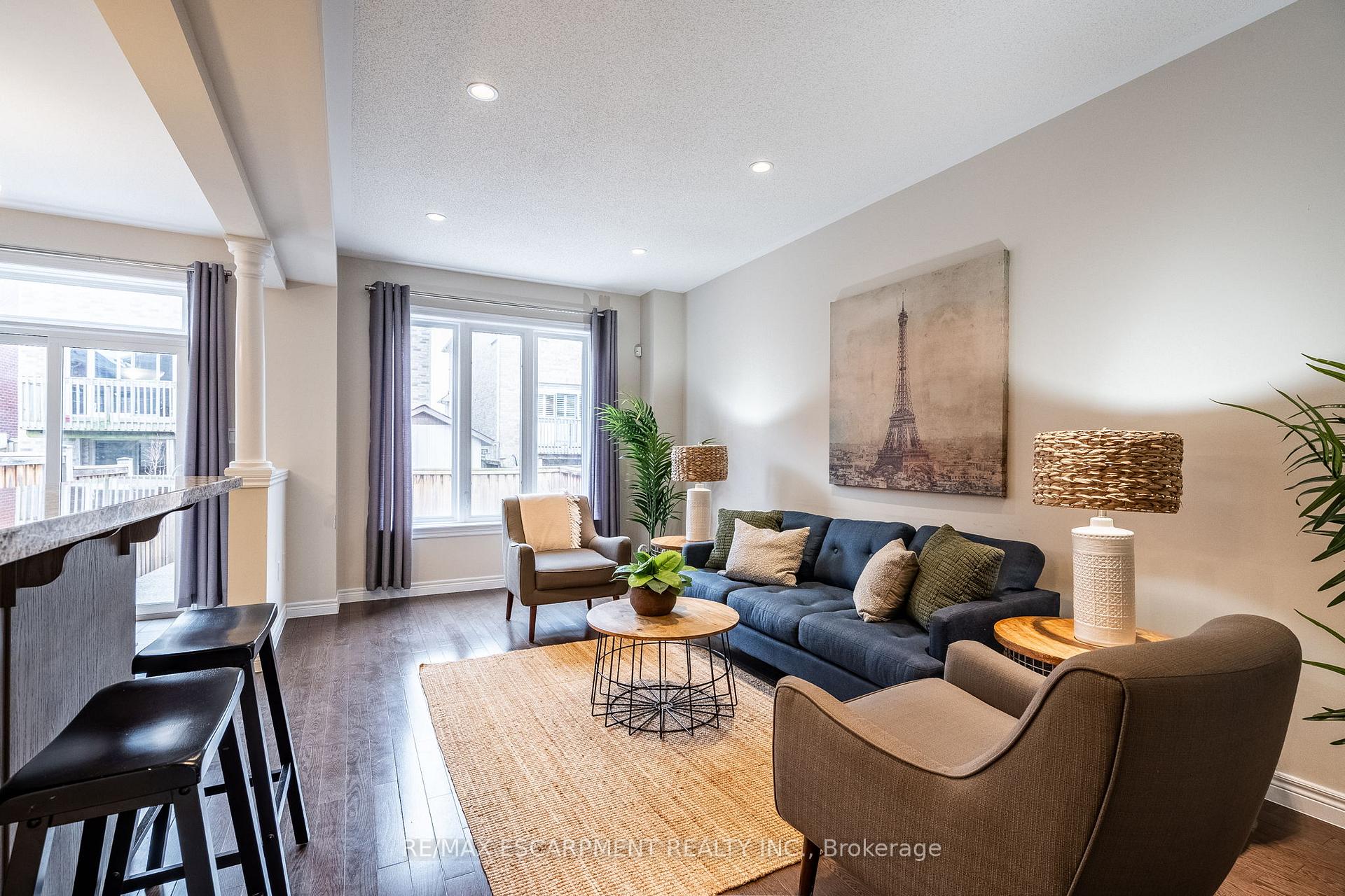 Photo 30 of 86 Summerberry Way, Hamilton, Carpenter — HOMEH
