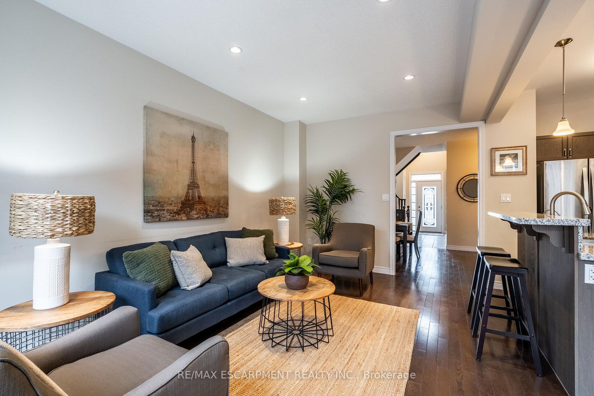 Photo 31 of 86 Summerberry Way, Hamilton, Carpenter — HOMEH