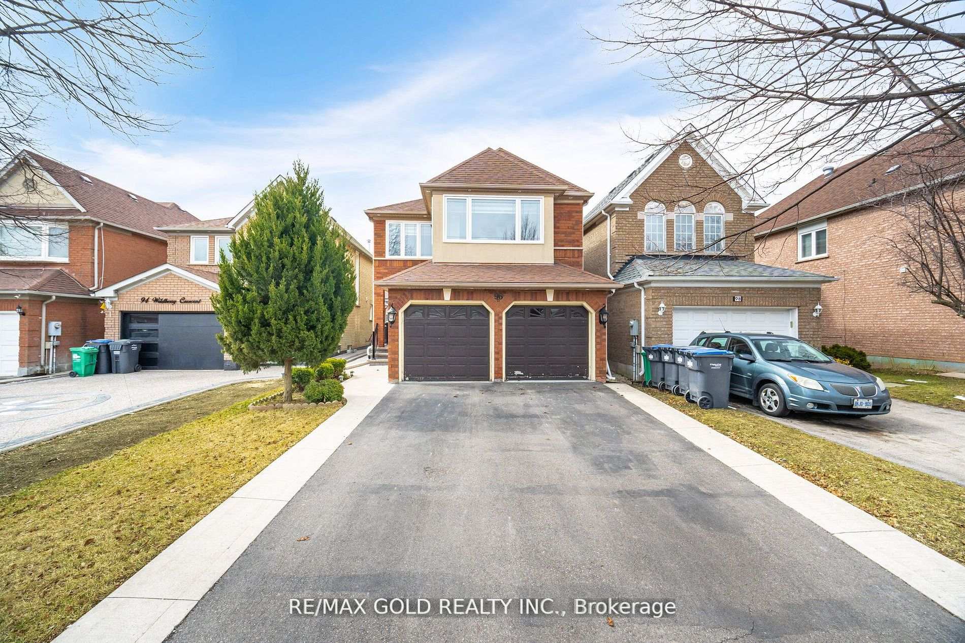 Photo 2 of 96 Wildberry Crescent, Brampton, Sandringham-Wellington — HOMEH